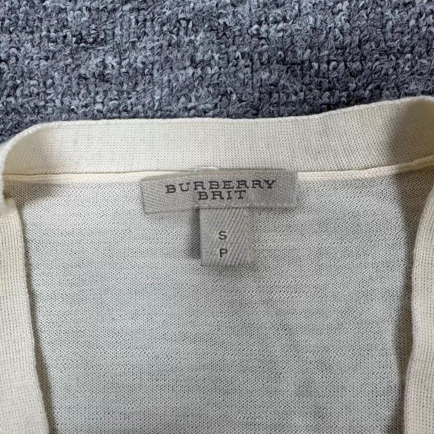 Burberry Burberry knit cardigan S 99 new Size S / US 4 / IT 40 - 5 Thumbnail