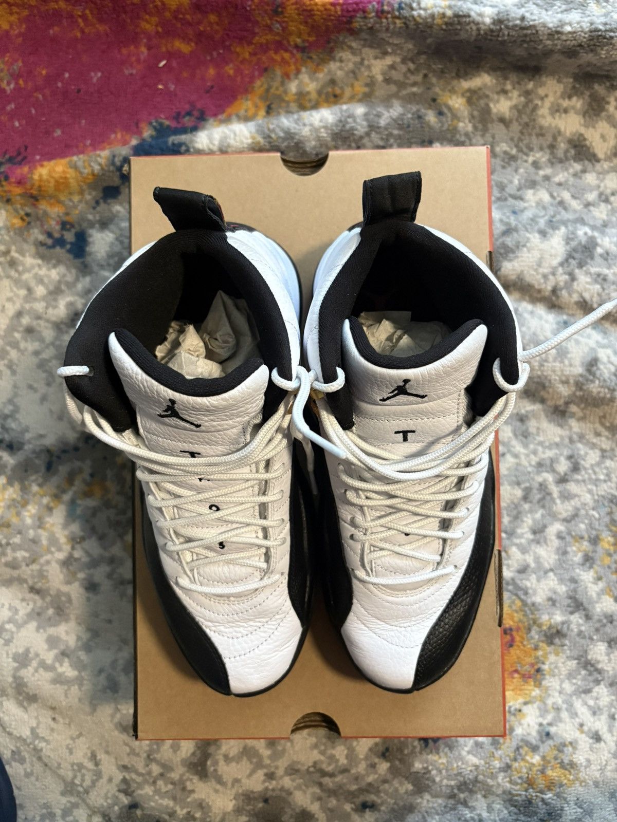 Jordan Brand Air Jordan Retro 12 Taxi size 8 Size US 8 / EU 41 - 3 Thumbnail