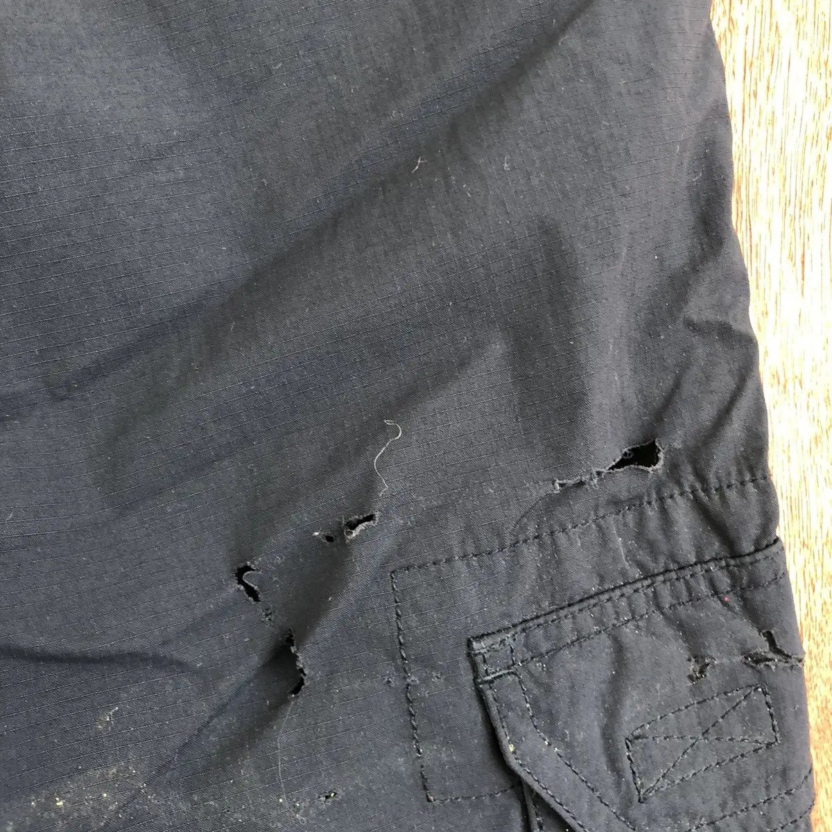 Japanese Brand × Uniqlo DL Uniqlo Dark Blue Cargo Multipocket Pants #C1129 Size US 33 - 19 Thumbnail