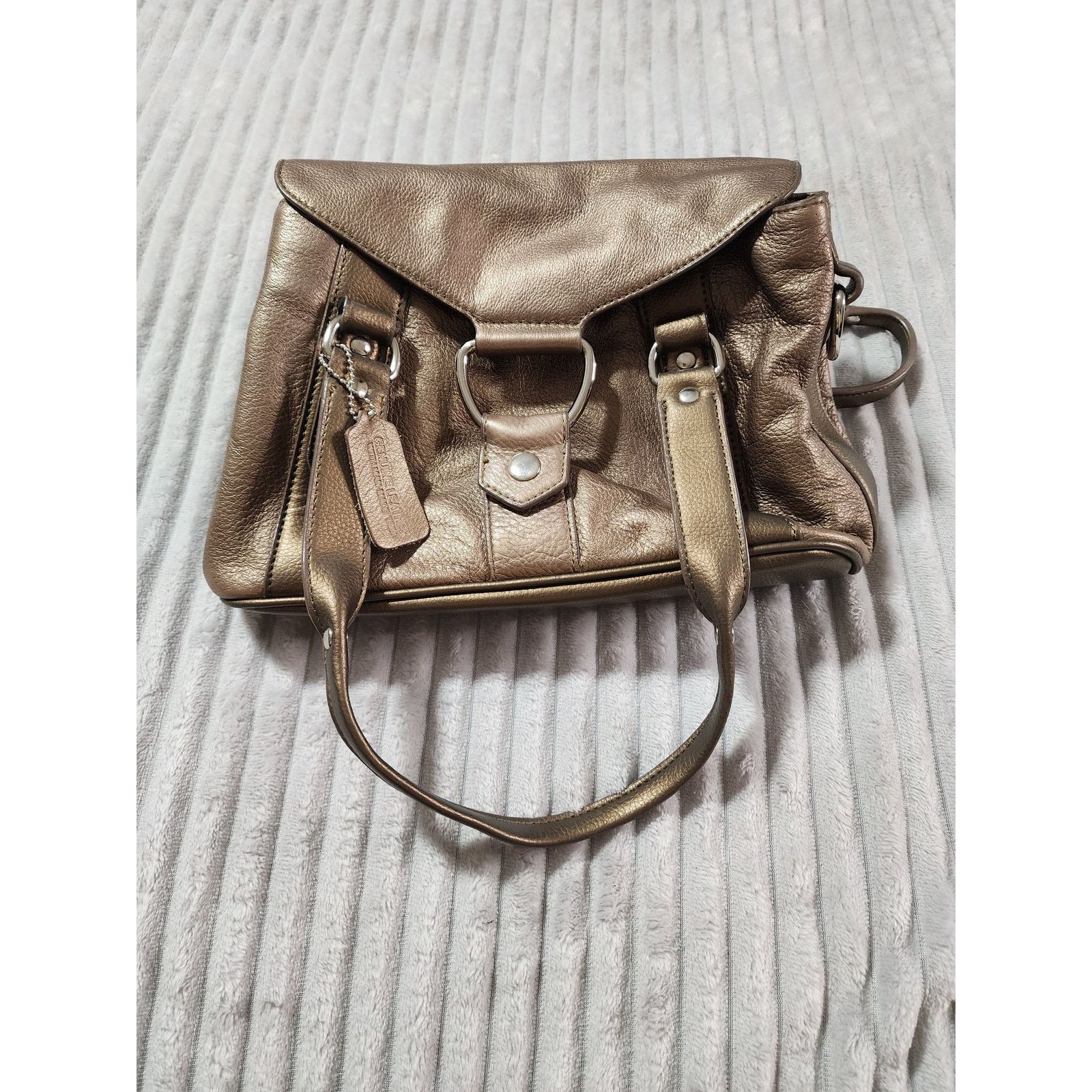 St. Johns Bay St. John's Bay metallic handbag purse b45 Size ONE SIZE - 3 Thumbnail