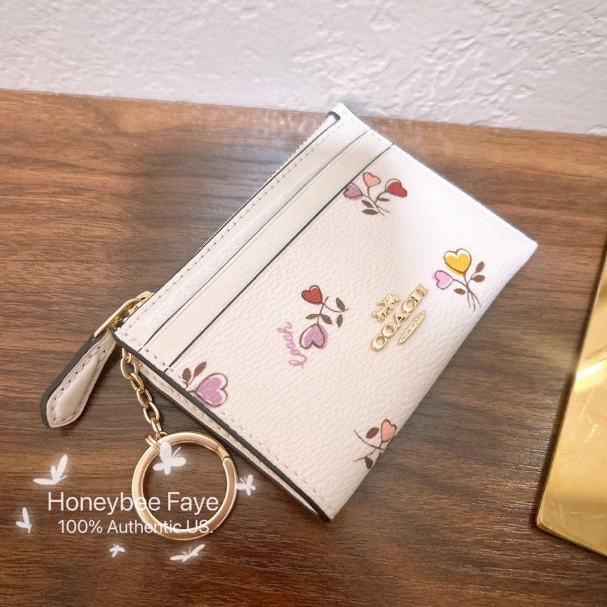 Coach Mini Skinny Id Case With Heart Print CW967 Size ONE SIZE - 4 Thumbnail