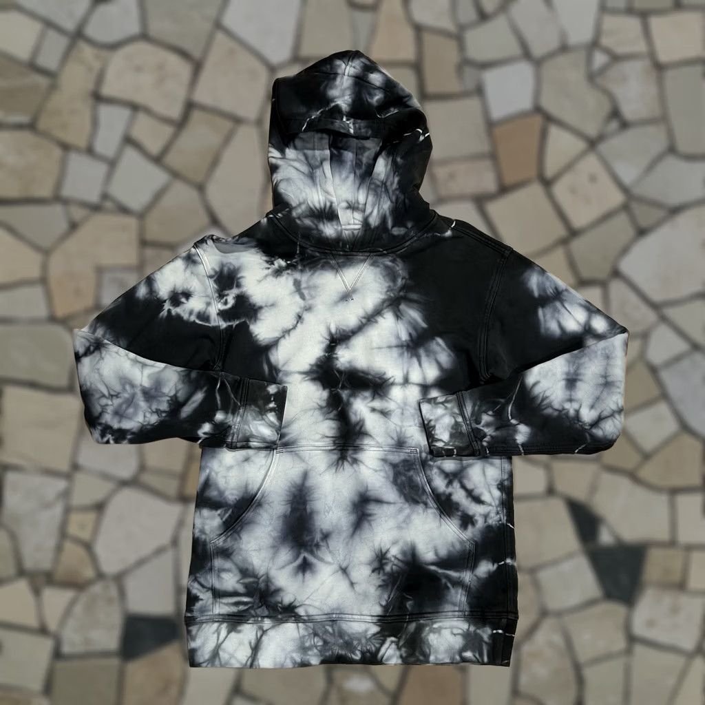 Lululemon Lululemon All Yours Hoodie Tie Dye Women’s 6 Sweatshirt Pullover Hooded Multicolor Regular Size 6 Womens Size M / US 6-8 / IT 42-44 - 1 Thumbnail