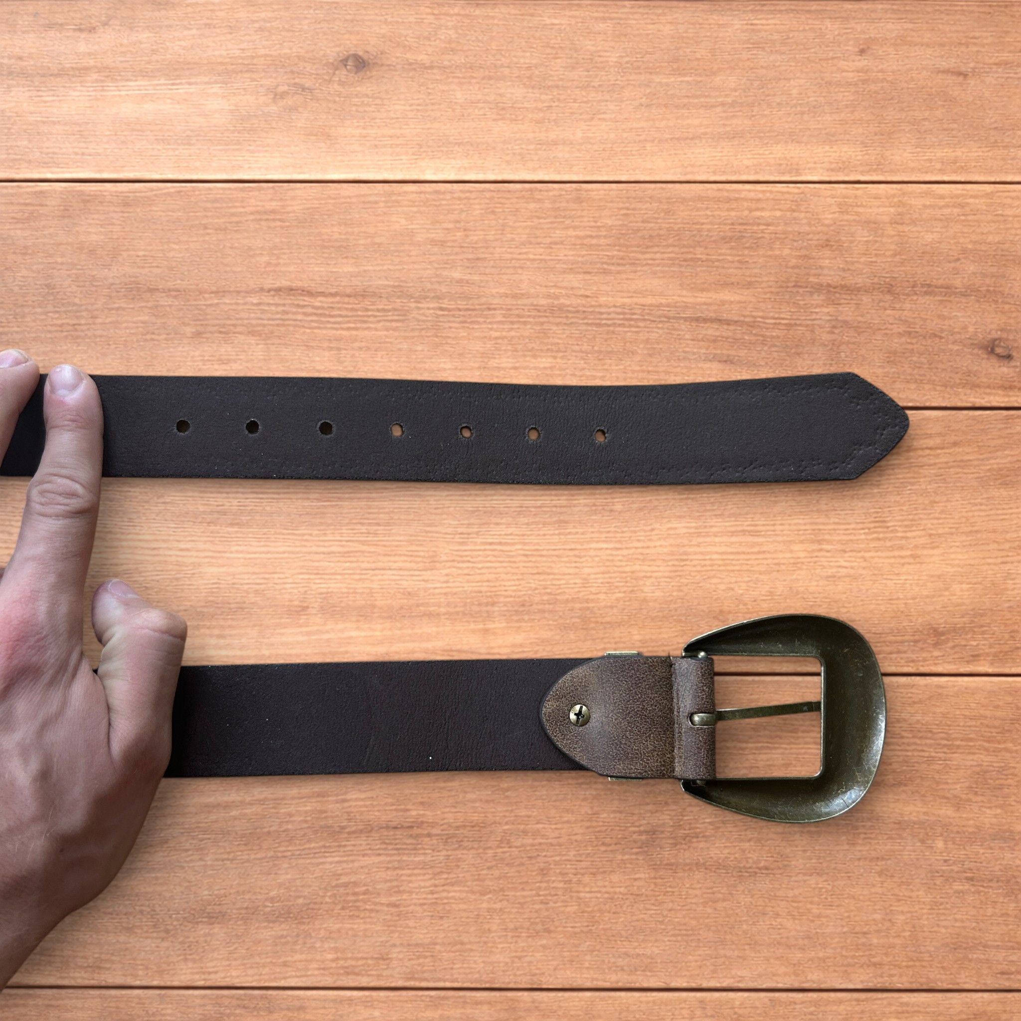 Japanese Brand Faux leather western cowboy belt in brown with brass trim. Size ONE SIZE - 5 Thumbnail