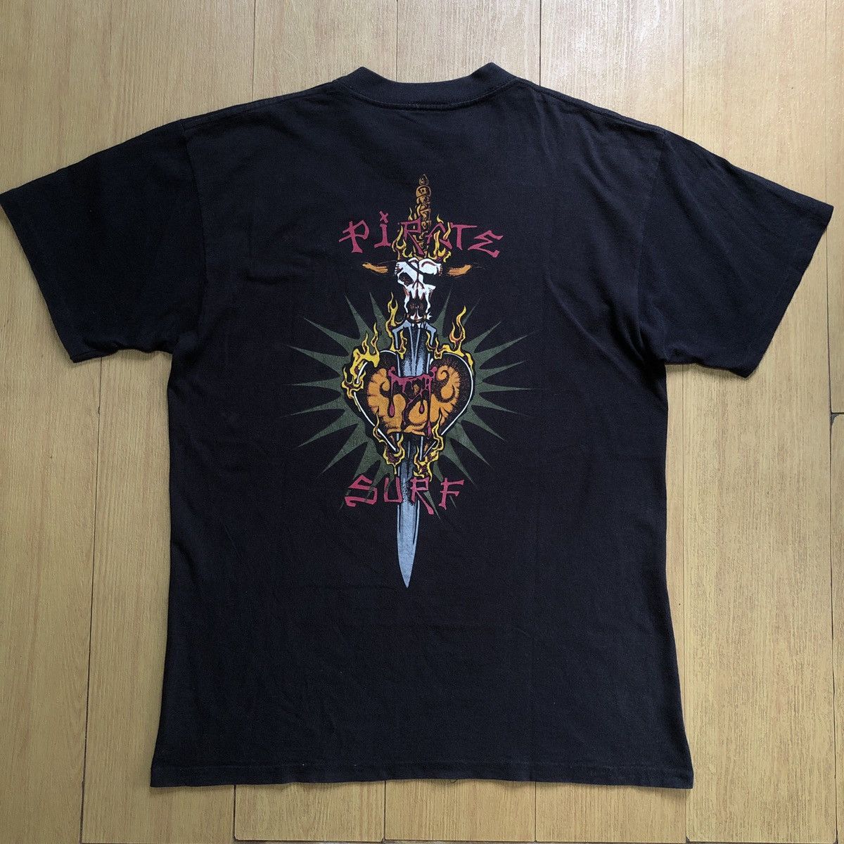 Vintage Vintage Pirate Surf Quiksilver Mambo Billabong Tshirts Size US L / EU 52-54 / 3 - 2 Thumbnail