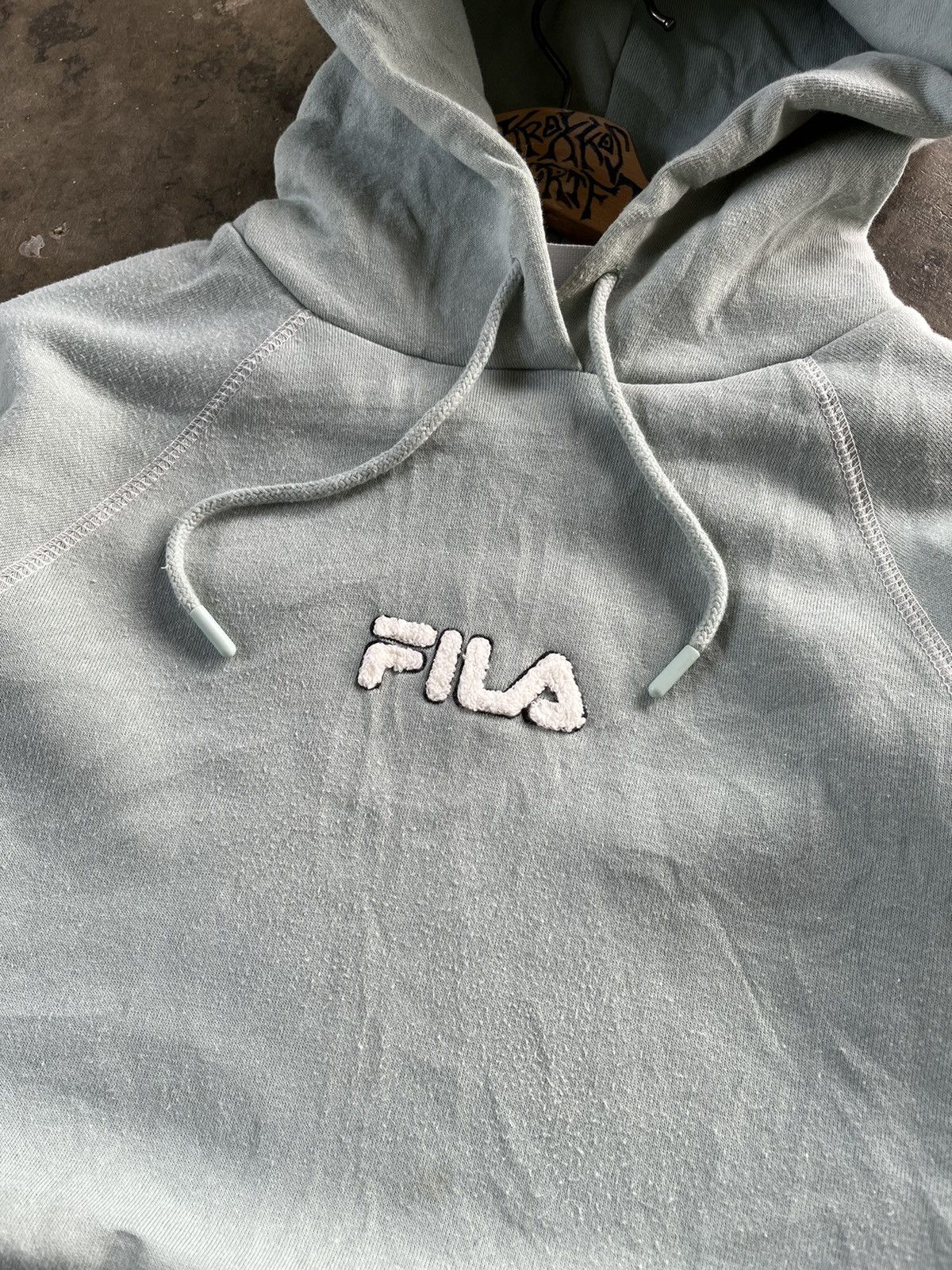 Fila × Vintage 🔥BEST OFFER🔥Fila Central Logo Velvet Hoodie like new Size US L / EU 52-54 / 3 - 2 Thumbnail