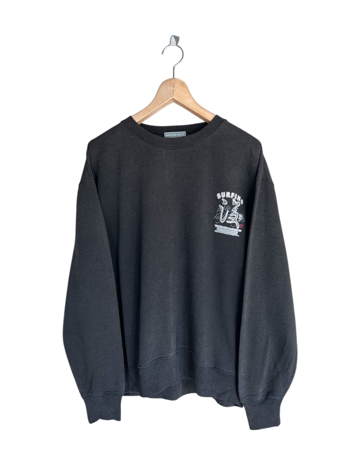 Vintage Vintage Monochrome And Col Surfing Sweatshirt Size US L / EU 52-54 / 3 - 1 Thumbnail
