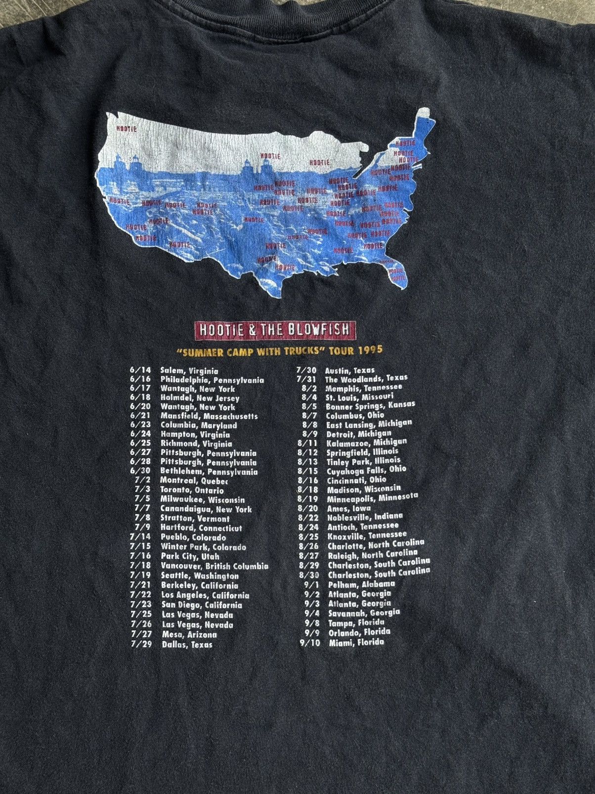 Vintage Hootie & the Blowfish Camp with trucks Vintage tee 1995 Size US XL / EU 56 / 4 - 4 Thumbnail
