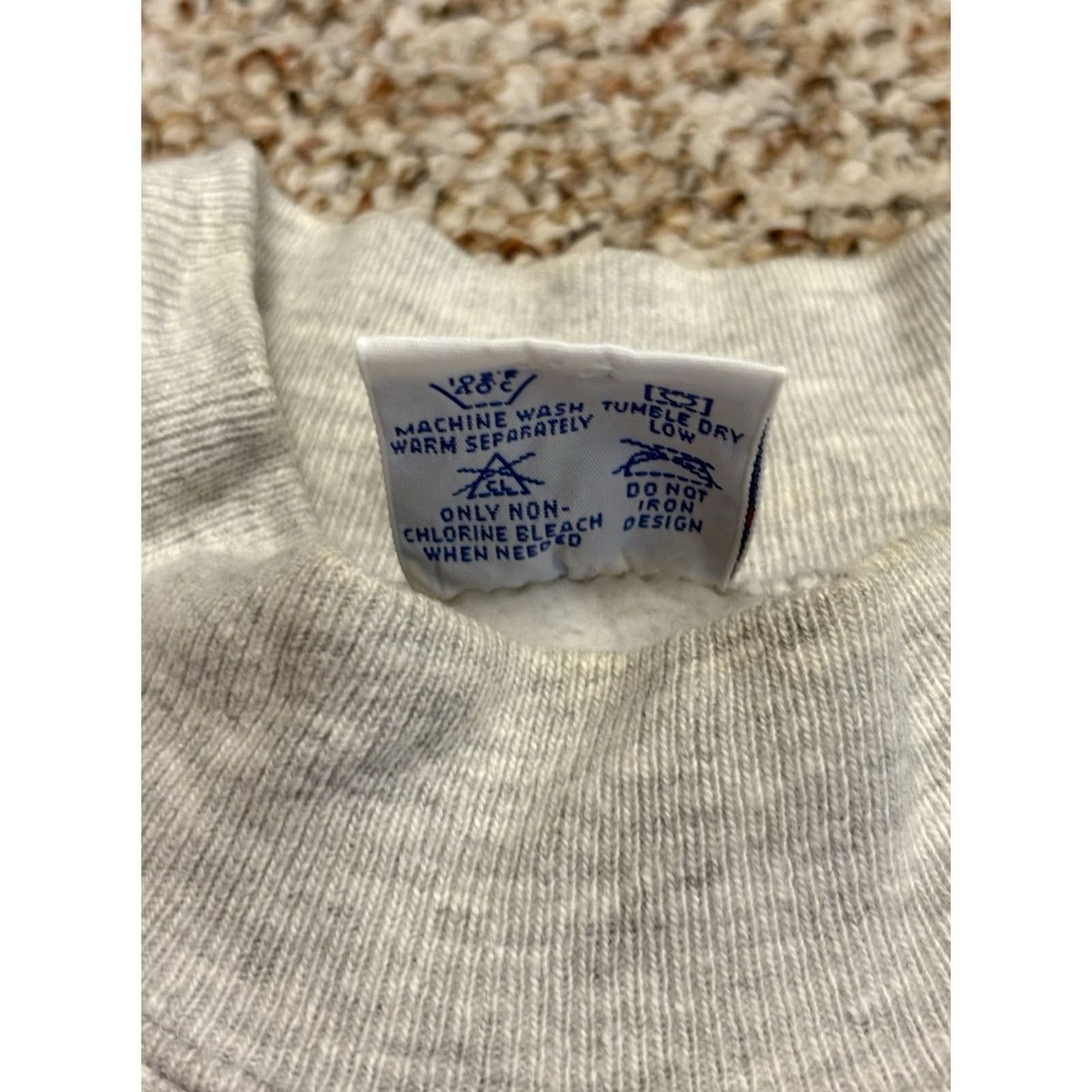 Champion VINTAGE Champion Reverse Weave NIU Sweatshirt Gray Crew Neck USA Made Sz Large Mens Sweatshirt Graphic Print 90s NIU Size US L / EU 52-54 / 3 - 5 Thumbnail