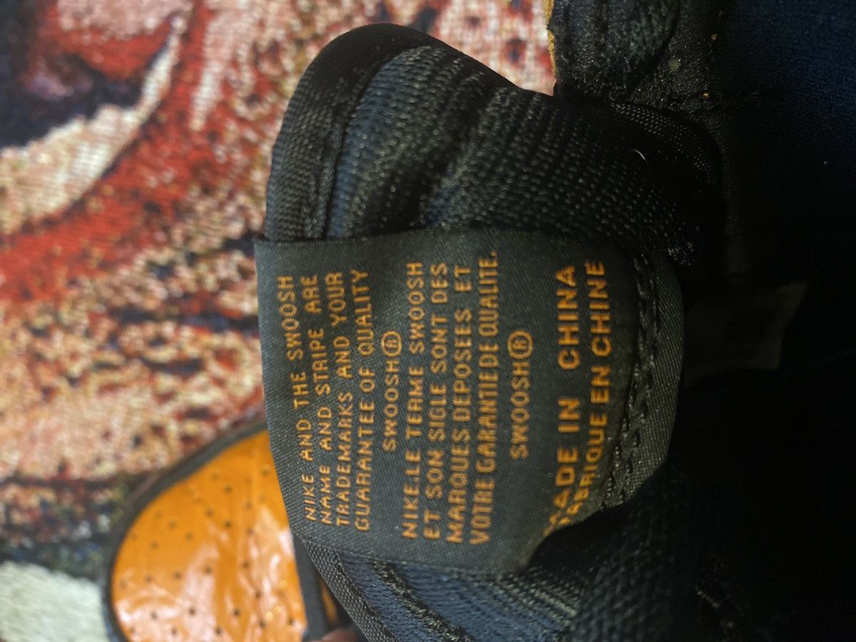 Jordan Brand × Nike Air Jordan 1 retro high og Size US 9 / EU 42 - 7 Thumbnail