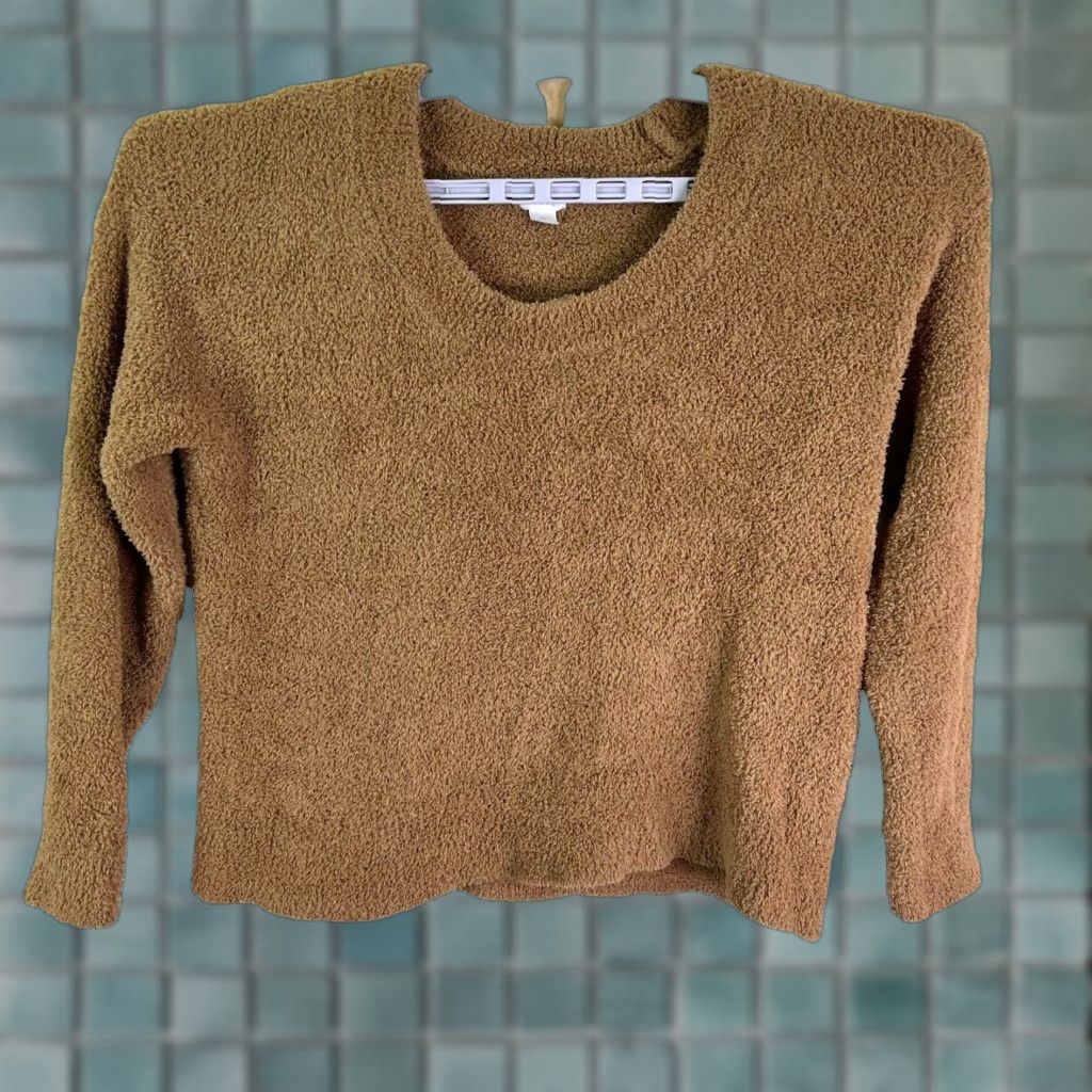 Vintage Stars Above Sweater Size M tan Fleece Soft V-Neck Womens Size M / US 6-8 / IT 42-44 - 1 Thumbnail