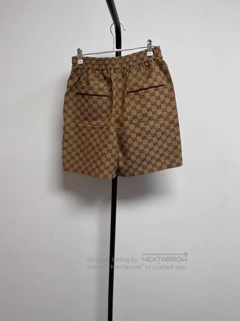 Gucci Gucci Size XS Logo Printing Casual Shorts Size 42" / US 20 - 2 Thumbnail