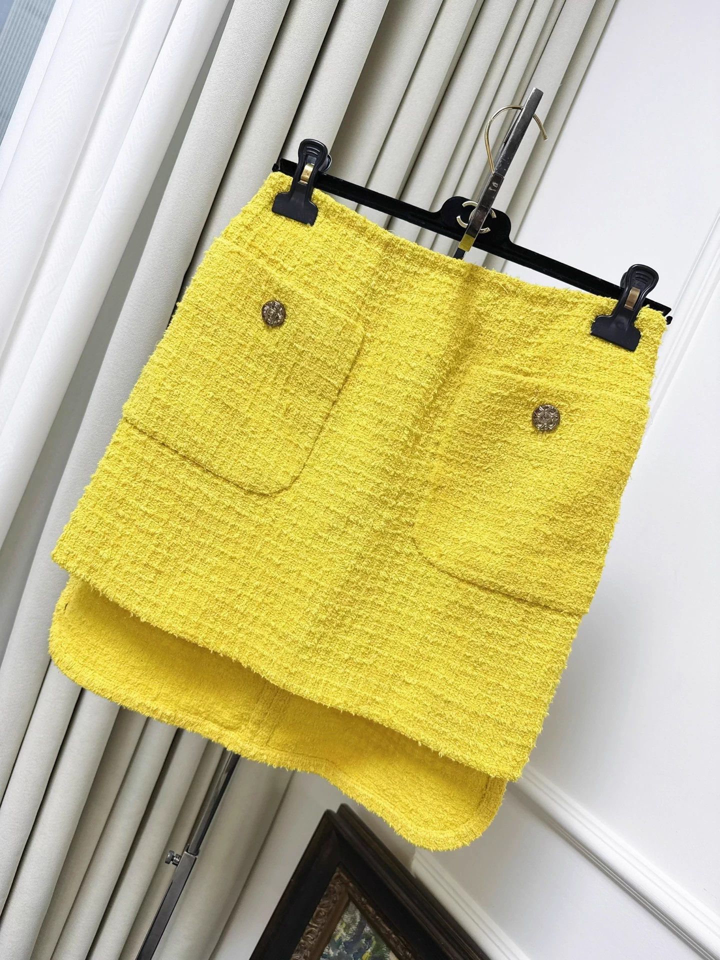 Chanel Chanel 22S Yellow Tweed Skirt 36 Size 26" / US 2 / IT 38 - 1 Thumbnail