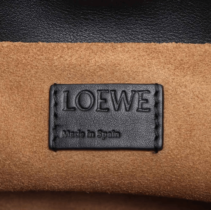 Loewe Flamenco Clutch Mini Leather Shoulder Bag Size ONE SIZE - 7 Thumbnail