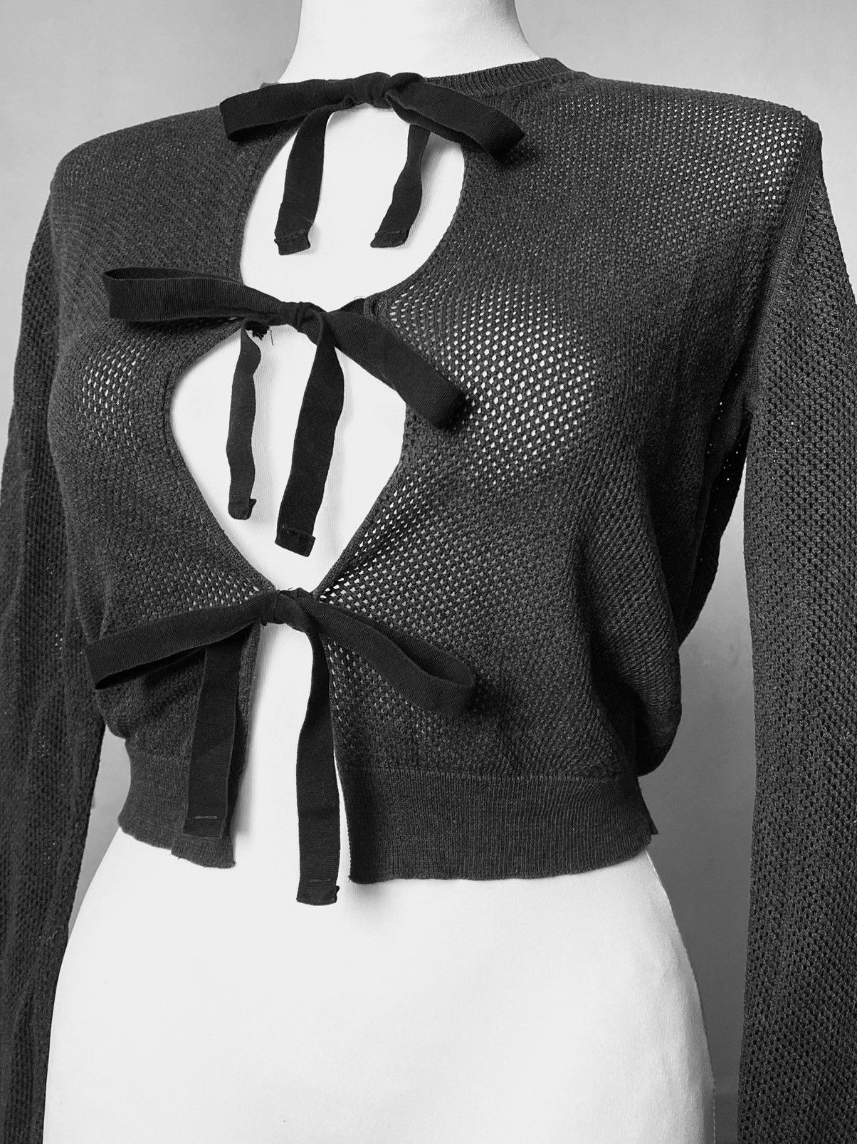 Prada Archive Spring Summer 2009 Prada Collection sweater with Bow Size S / US 4 / IT 40 - 9 Thumbnail
