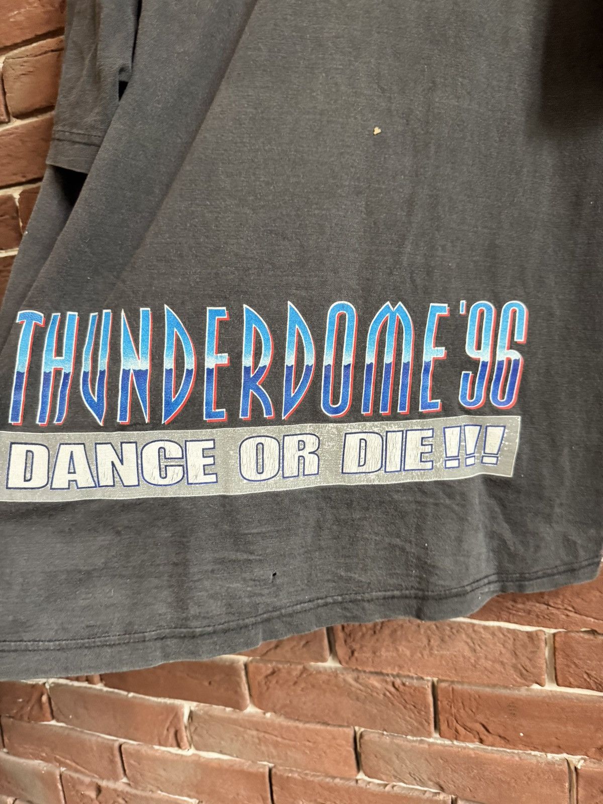Band Tees Rare Vintage 1996 Thunderdome Dance Die Gabber Band Tshirt Size US XL / EU 56 / 4 - 11 Thumbnail