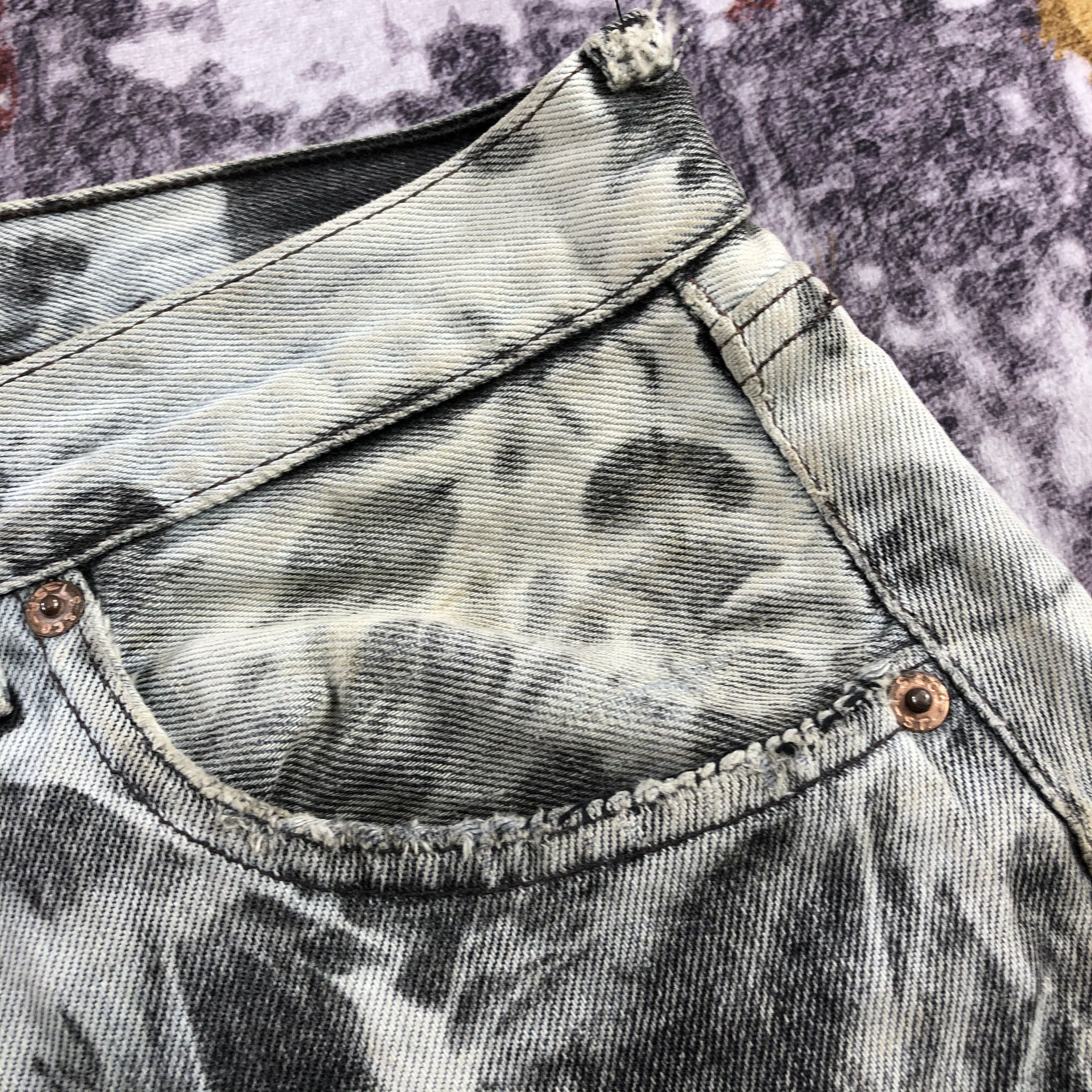 Levi's Vintage 90s Bleached Levis 501 Jeans-JM2512 Size US 34 / EU 50 - 13 Thumbnail
