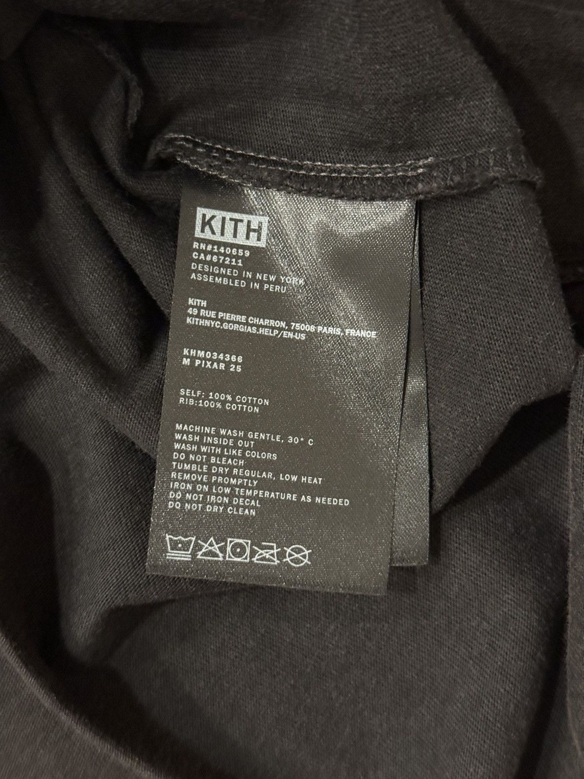 Disney × Kith KITH Disney Pixar WALL-E Just Us Vintage Tee Black Sz Large Size US L / EU 52-54 / 3 - 3 Thumbnail