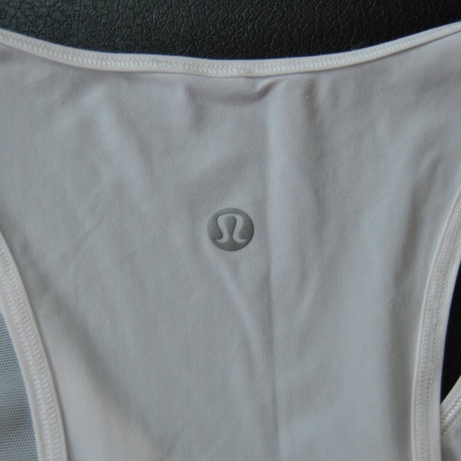 Lululemon Lululemon Mesh Pattern Tank Top White Size S / US 4 / IT 40 - 3 Thumbnail