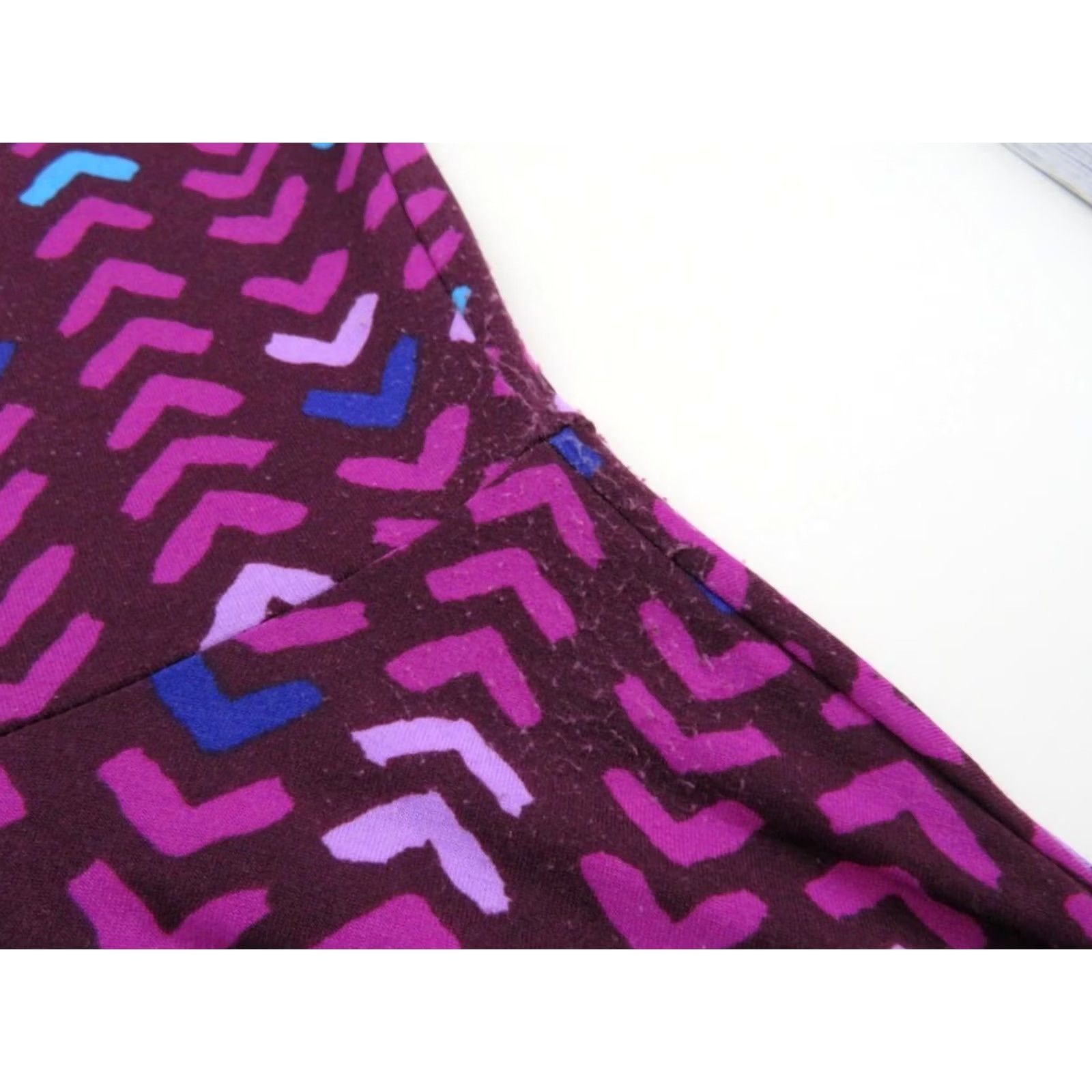 Vintage LuLaRoe Nicole Dress XS Pink Arrows Geometric A-Line Fit & Flare Womens Size XS) Size XS / US 0-2 / IT 36-38 - 6 Thumbnail