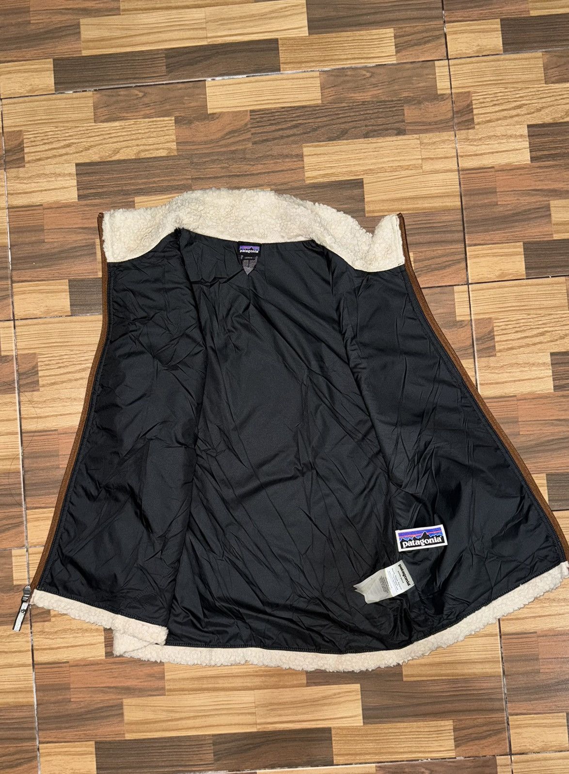 Common Projects × Patagonia Patagonia Size L / US 10 / IT 46 - 4 Thumbnail