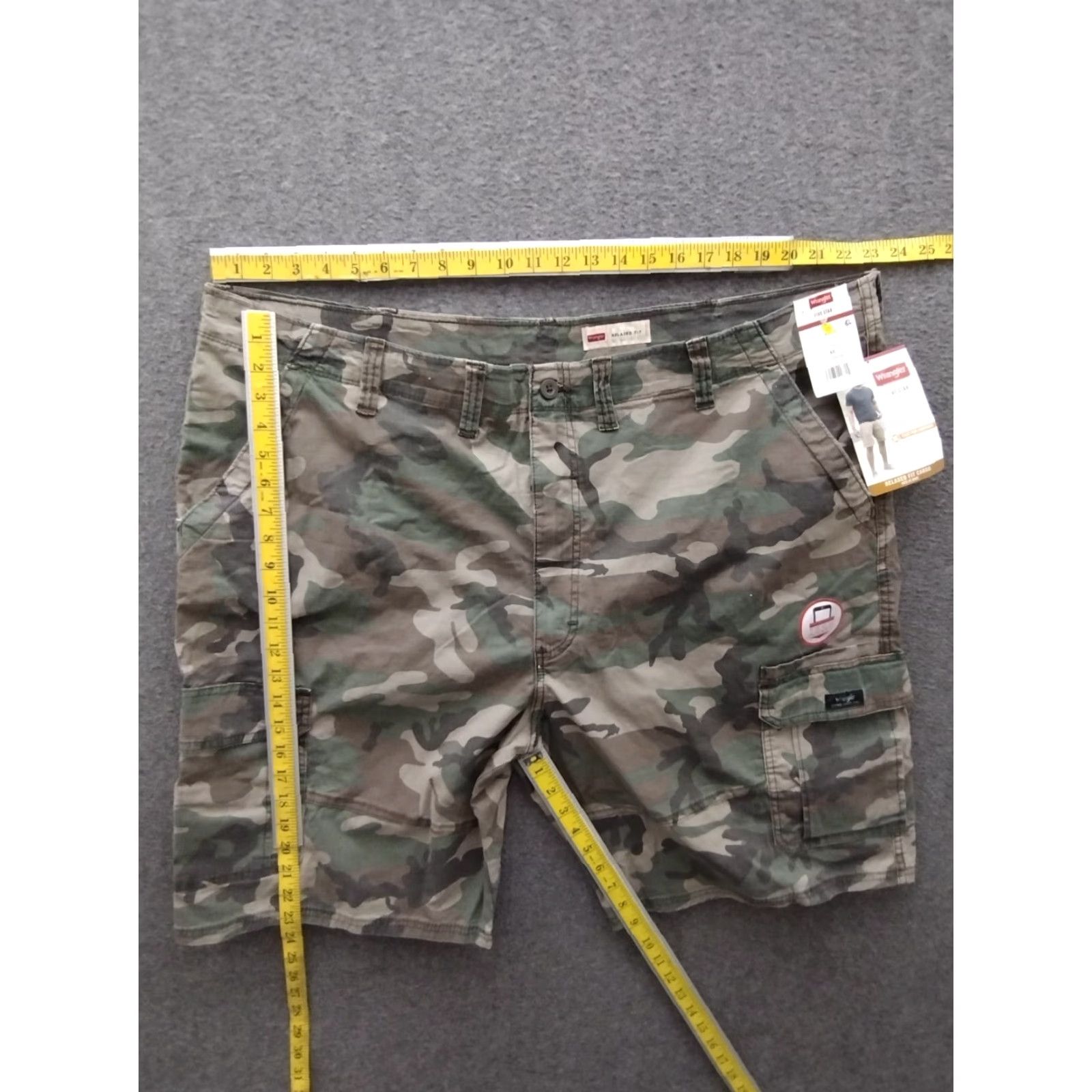 Wrangler Wrangler Cargo Shorts Camo 48 Men's Relaxed Inseam 10" Elastic Drawstring Pockets Cotton Polyester Cotton Blend Clothing Casual 90s Mens Size US 32 / EU 48 - 4 Thumbnail