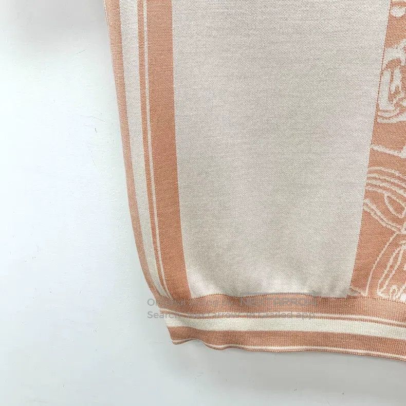 Other Hermes Colorblock Logo Printed Silk Short Sleeve Round Nec Size XS / US 0-2 / IT 36-38 - 4 Thumbnail