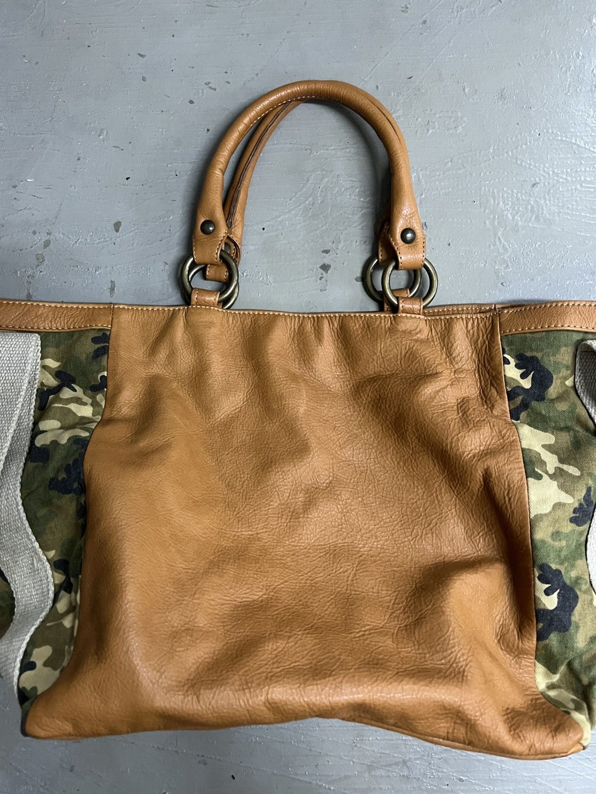 Leather Leather Hybrid Camo Canvas Patina Brown Leather Weekend Bag Size ONE SIZE - 12 Thumbnail