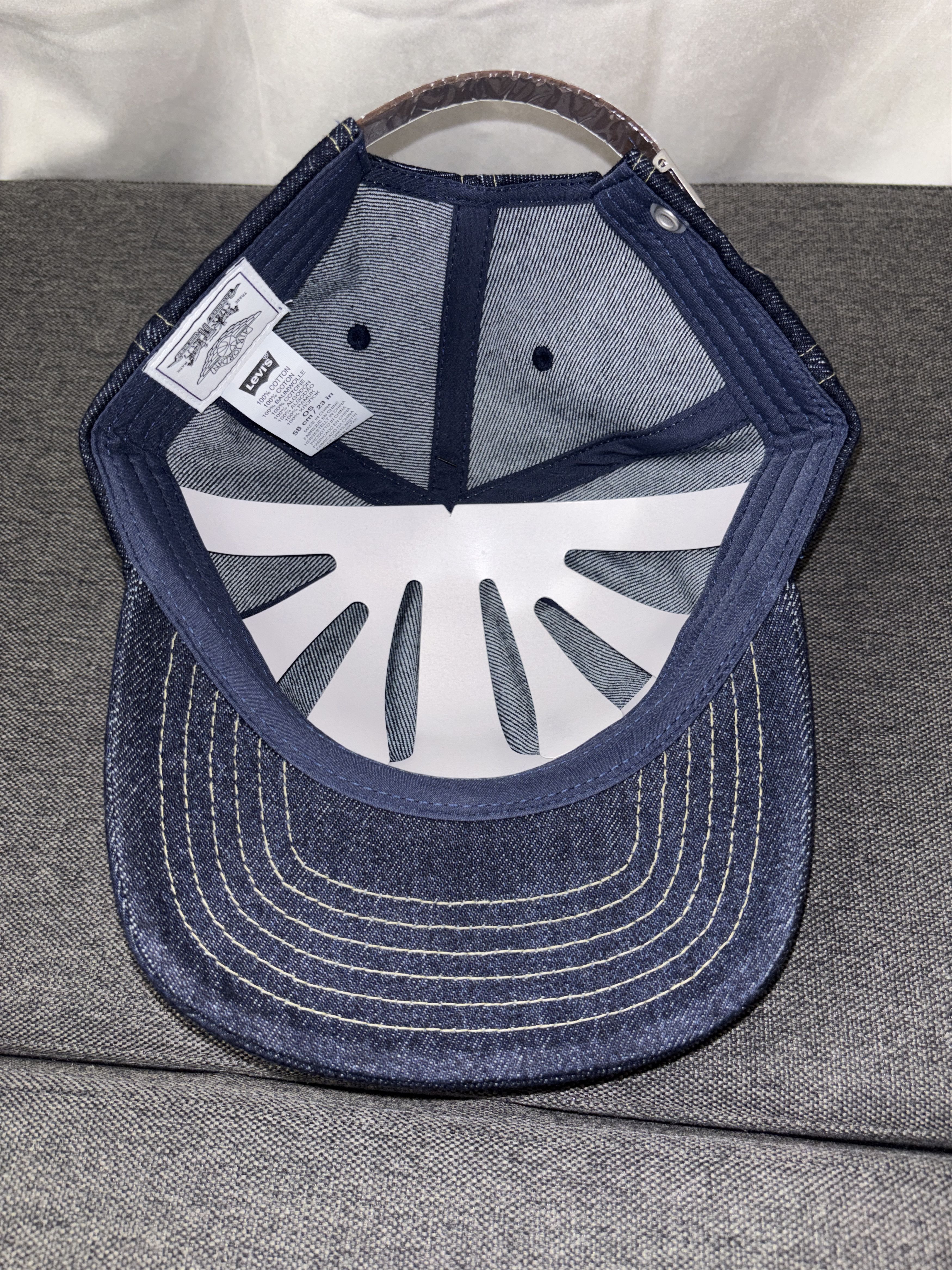 Levi's × Nike Nike Jordan x Levi's Denim Cap Rigid Rinse Blue 055FJ-0000 Size ONE SIZE - 8 Thumbnail