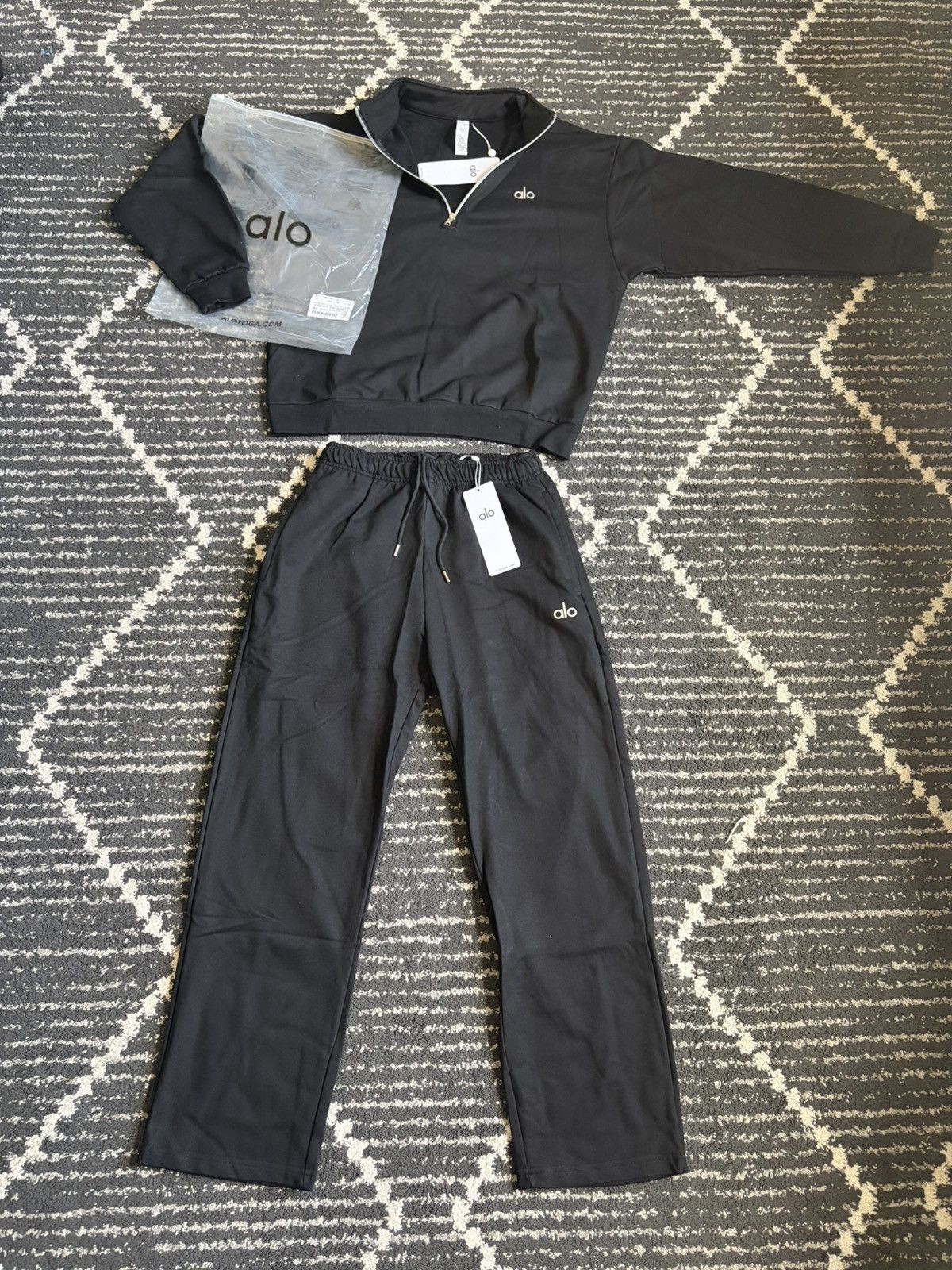 Other All black sweat set Size US L / EU 52-54 / 3 - 1 Thumbnail