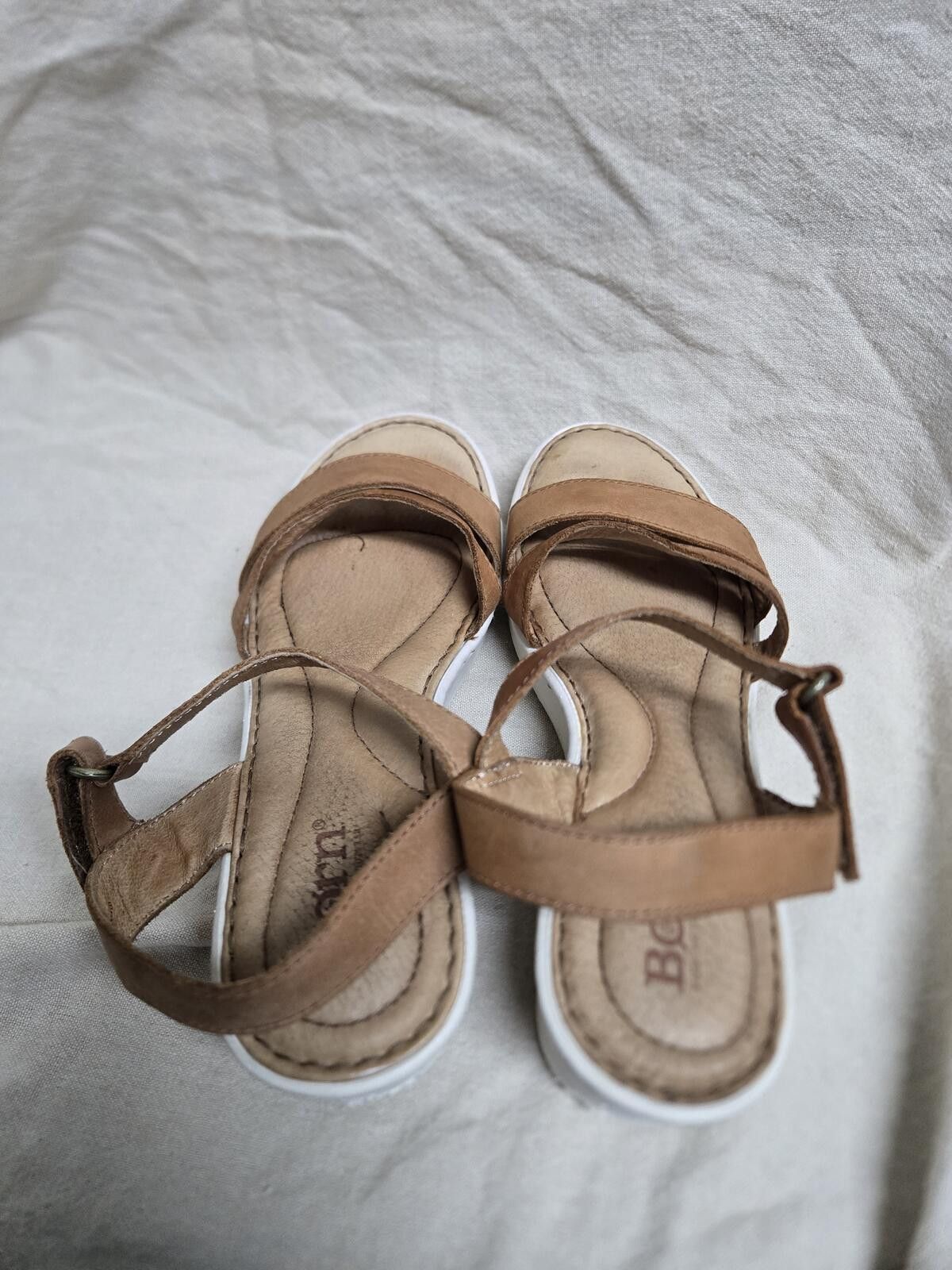Born Boho Minimalist Børn Crafted Leather Comfort Wedge Sandals 6 Size US 6 / IT 36 - 5 Thumbnail