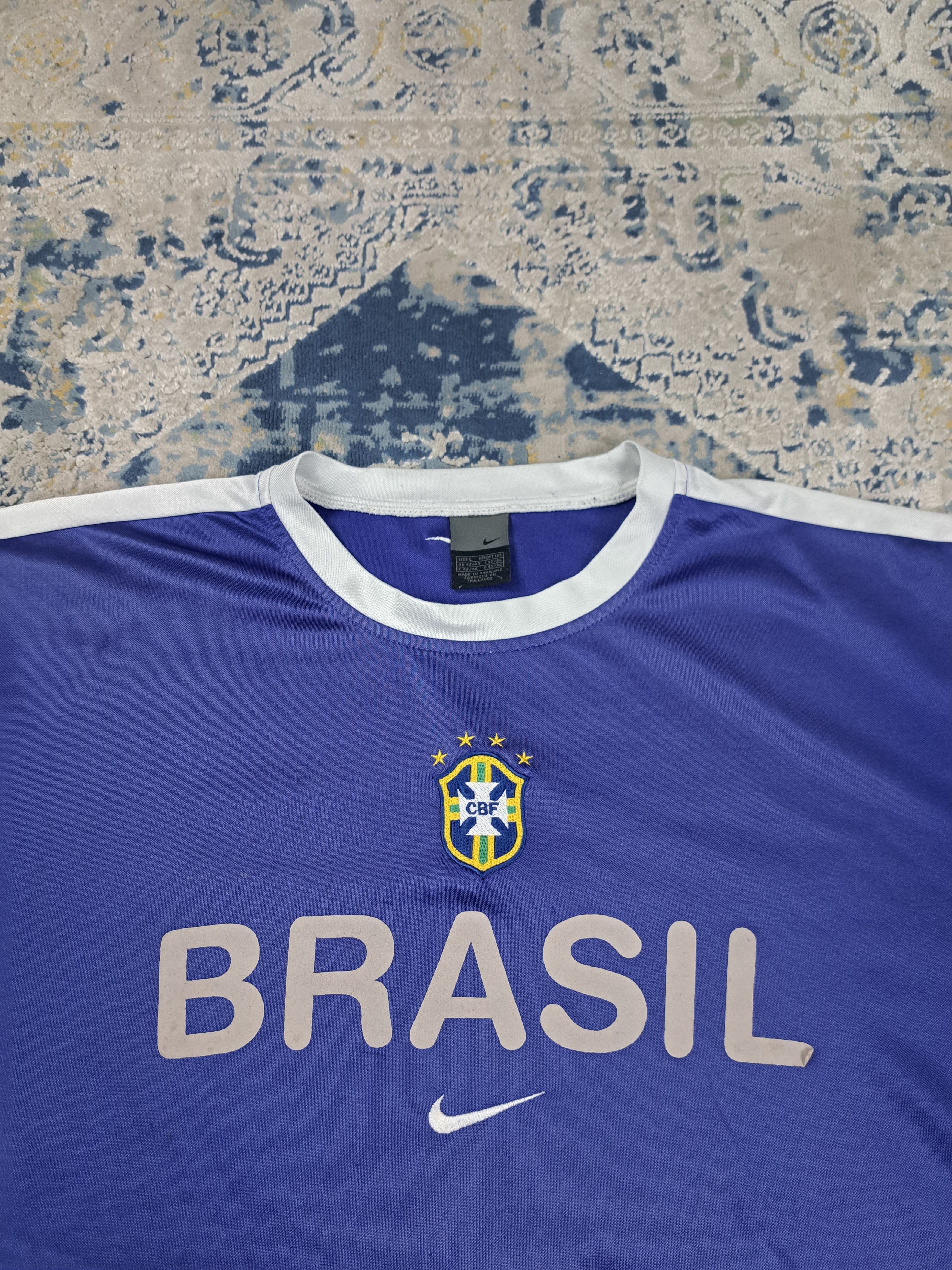 Nike Vintage 00s Nike x Brazil Center Swoosh Tee y2k Blokecore Size US L / EU 52-54 / 3 - 2 Thumbnail
