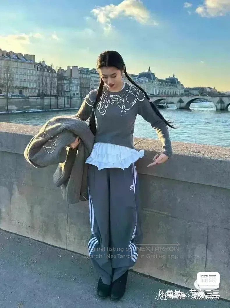 Dries Van Noten Dries Van Noten Runway-Exclusive Pearl-Embellished Sweater Size L / US 10 / IT 46 - 2 Thumbnail