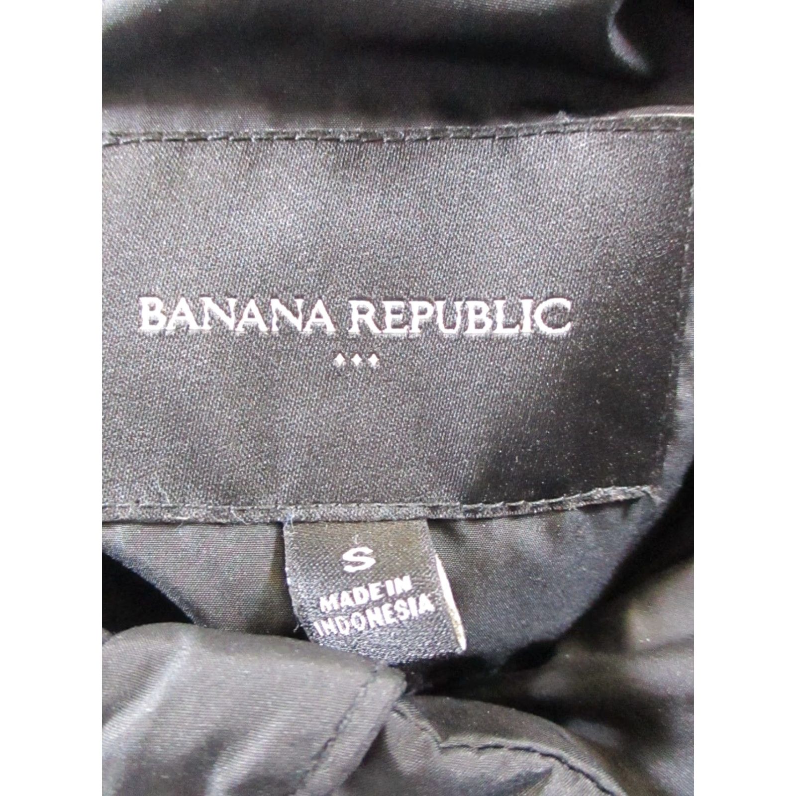 Banana Republic Banana Republic Jacket Womens Small Black Insulated Puffer Size S / US 4 / IT 40 - 3 Thumbnail