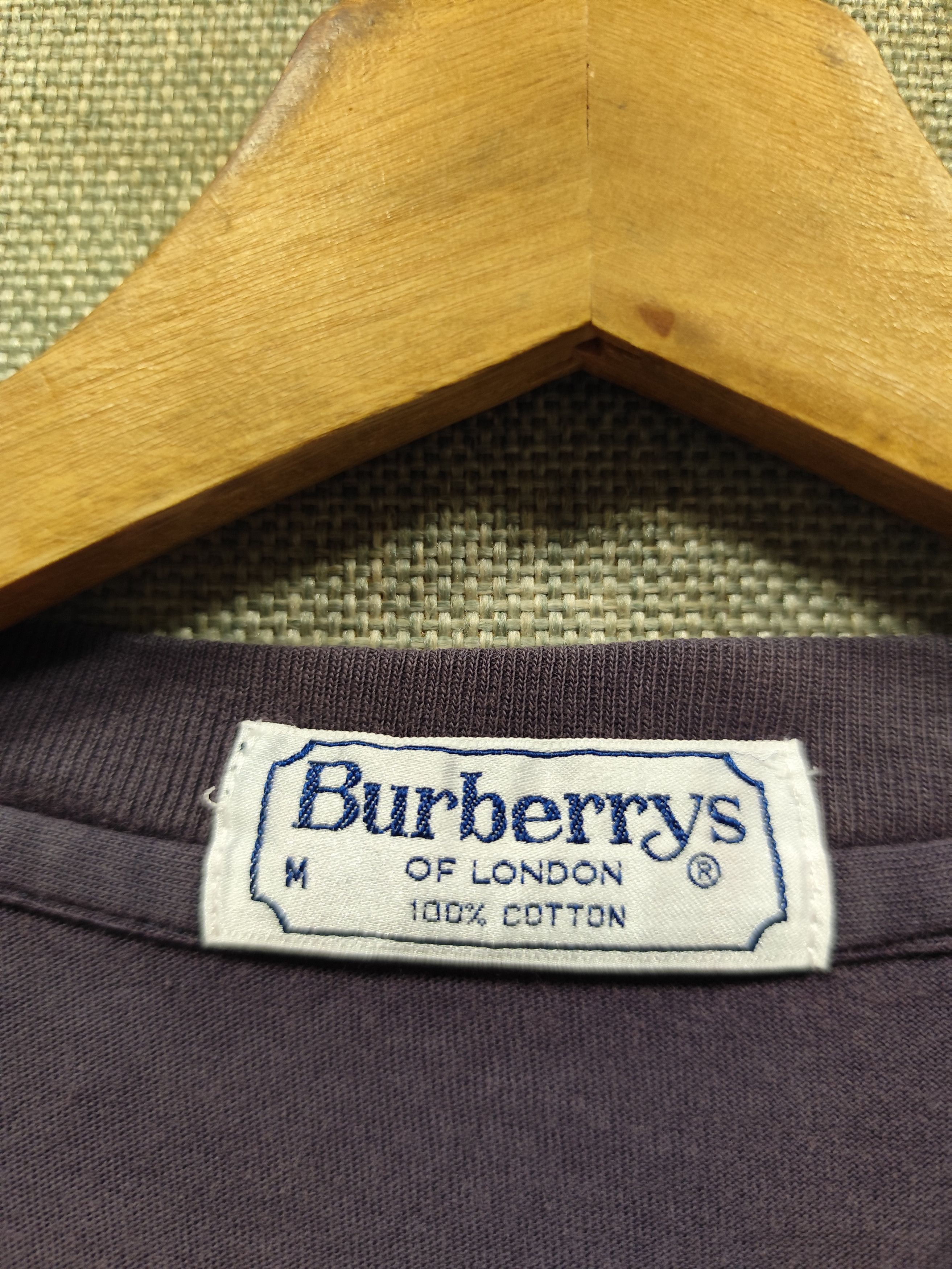 Burberry Vintage 90s t shirt burberry spellout multicolour Size US M / EU 48-50 / 2 - 4 Thumbnail