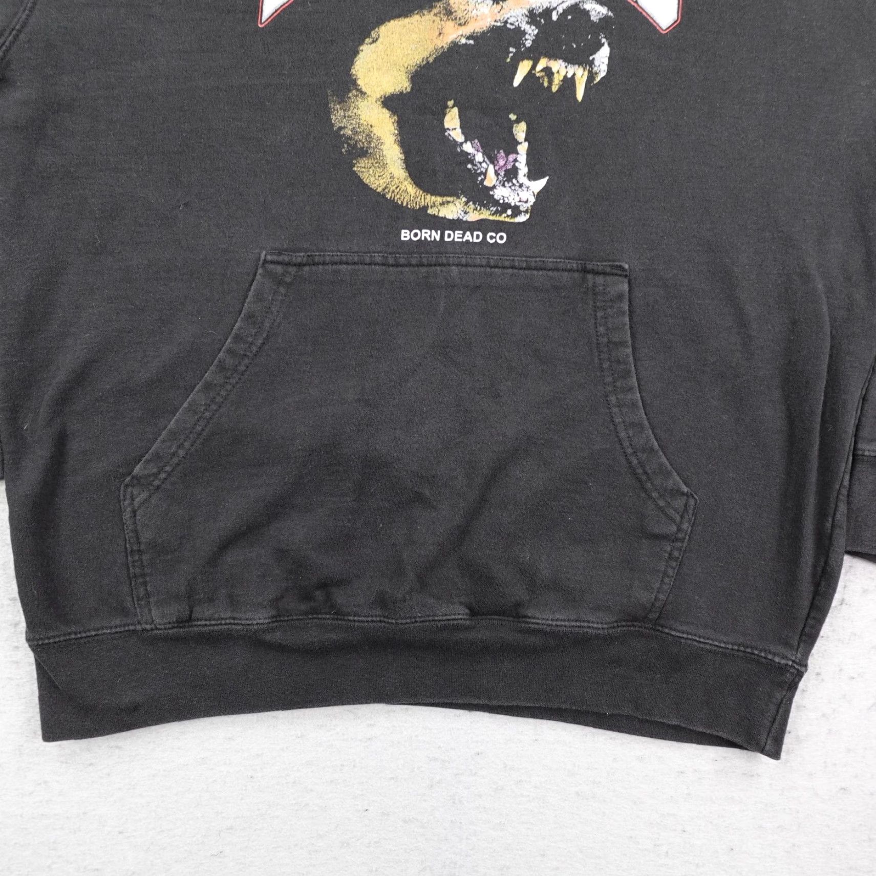 Born VINTAGE Born Dead Hoodie Mens Large Black Issues Dog Graphic Pullover Sweatshirt Skater Size US L / EU 52-54 / 3 - 4 Thumbnail