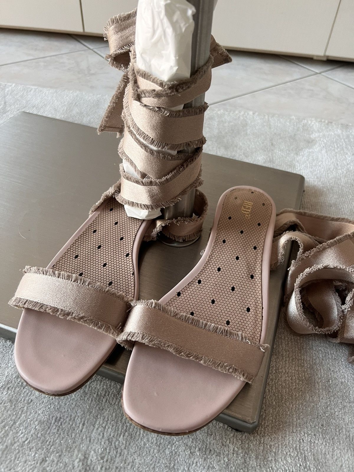 RED Valentino Red Valentino flat sandals Size US 8.5 / IT 38.5 - 6 Thumbnail