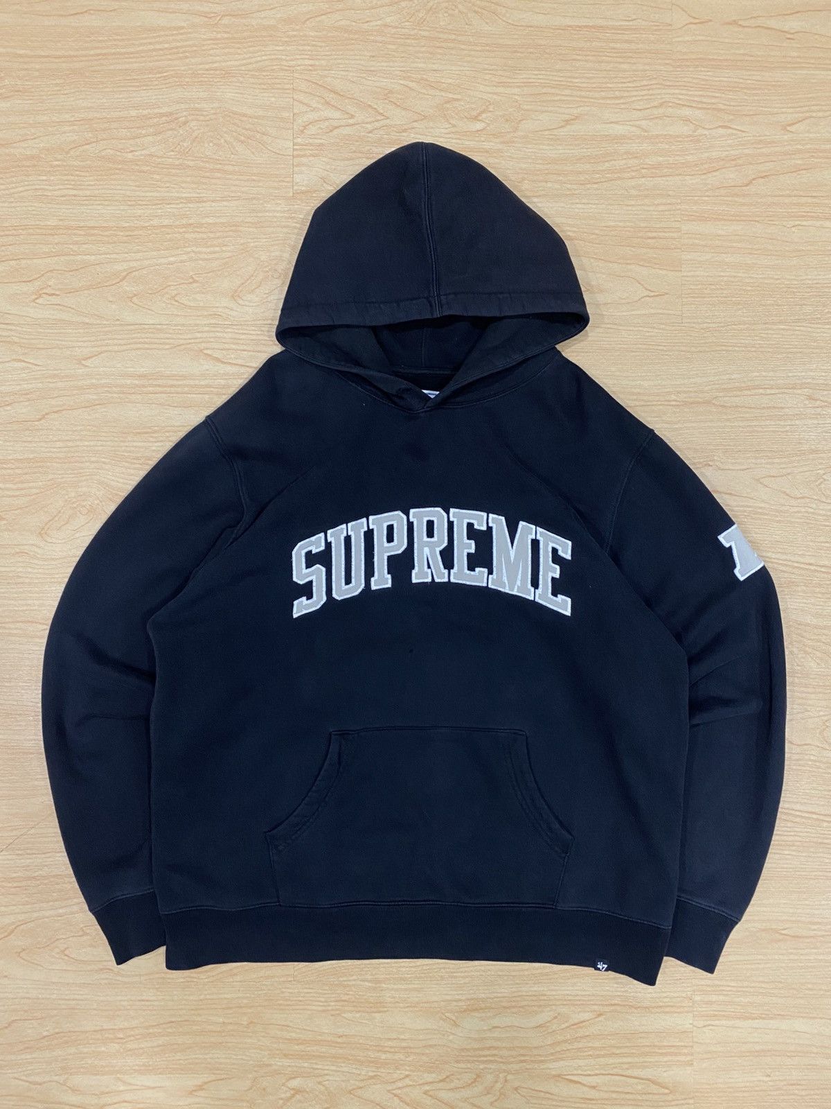 47 Brand Raiders Supreme Sweatshirt Supreme NFL X Raiders X 