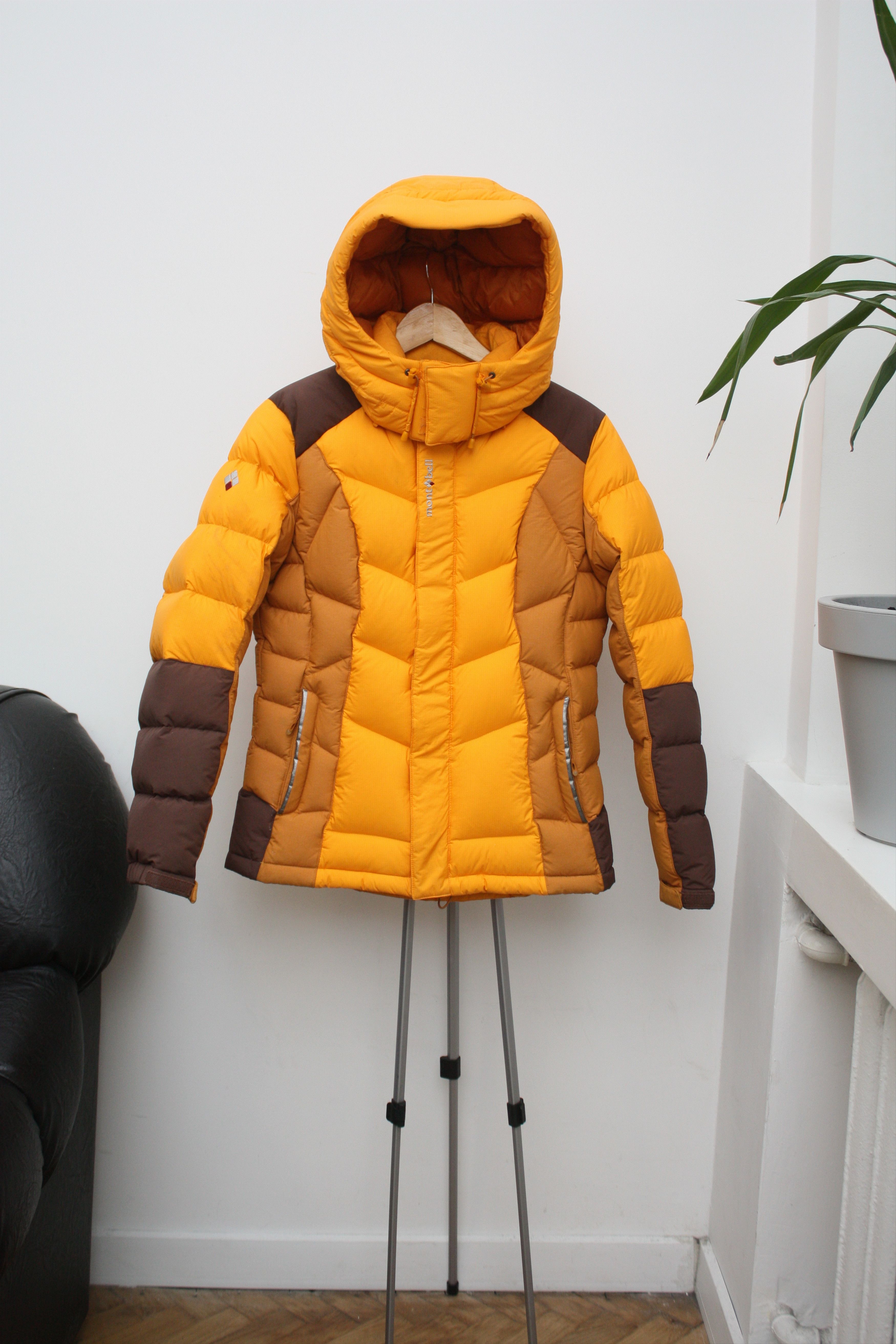 Montbell Montbell Yellow Puffer Down Jacket Women's Medium Size M / US 6-8 / IT 42-44 - 2 Thumbnail