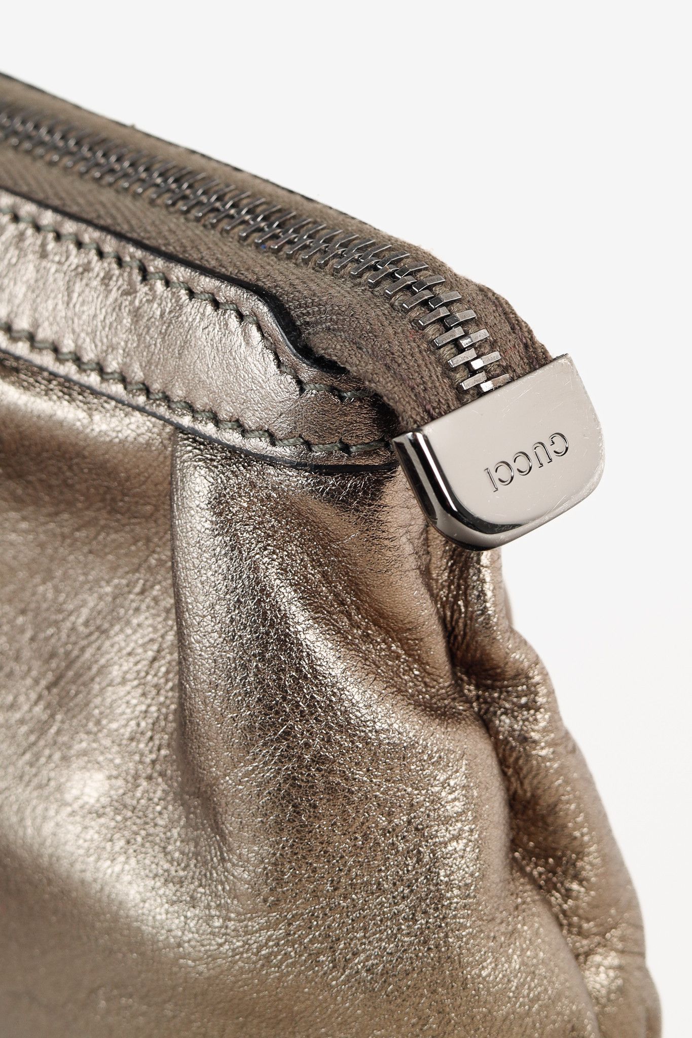 Gucci Gucci Bronze Metallic Bamboo Twin-Tassel Leather Clutch Size ONE SIZE - 7 Thumbnail