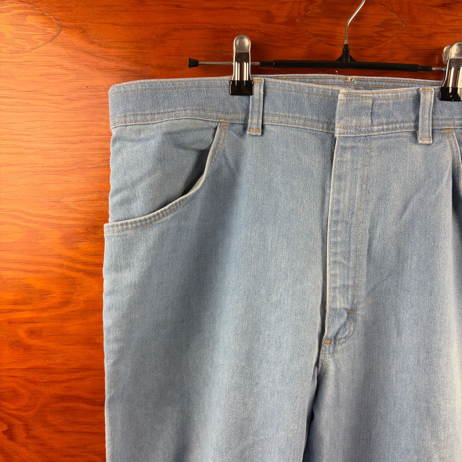 Wrangler Vintage Wrangler Blue Jeans light Wash Size 38x30 USA Made Size US 38 / EU 54 - 3 Thumbnail