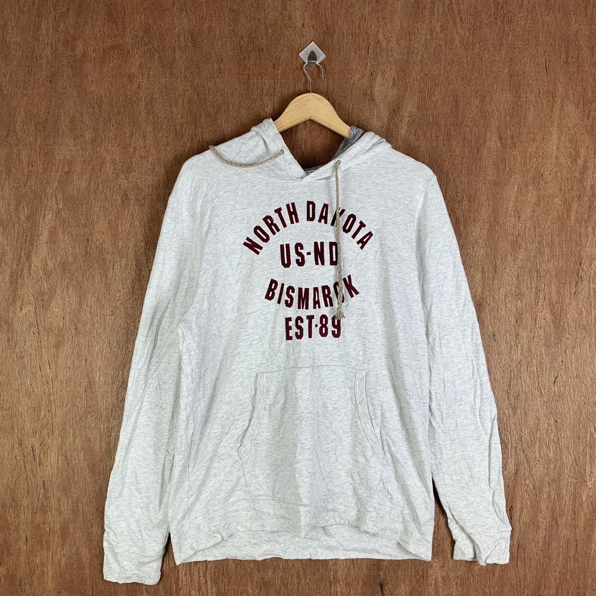 image of Vintage Sweatshirt Hoodie By Brand Back Number K01547 in White, Men's (Size Medium)