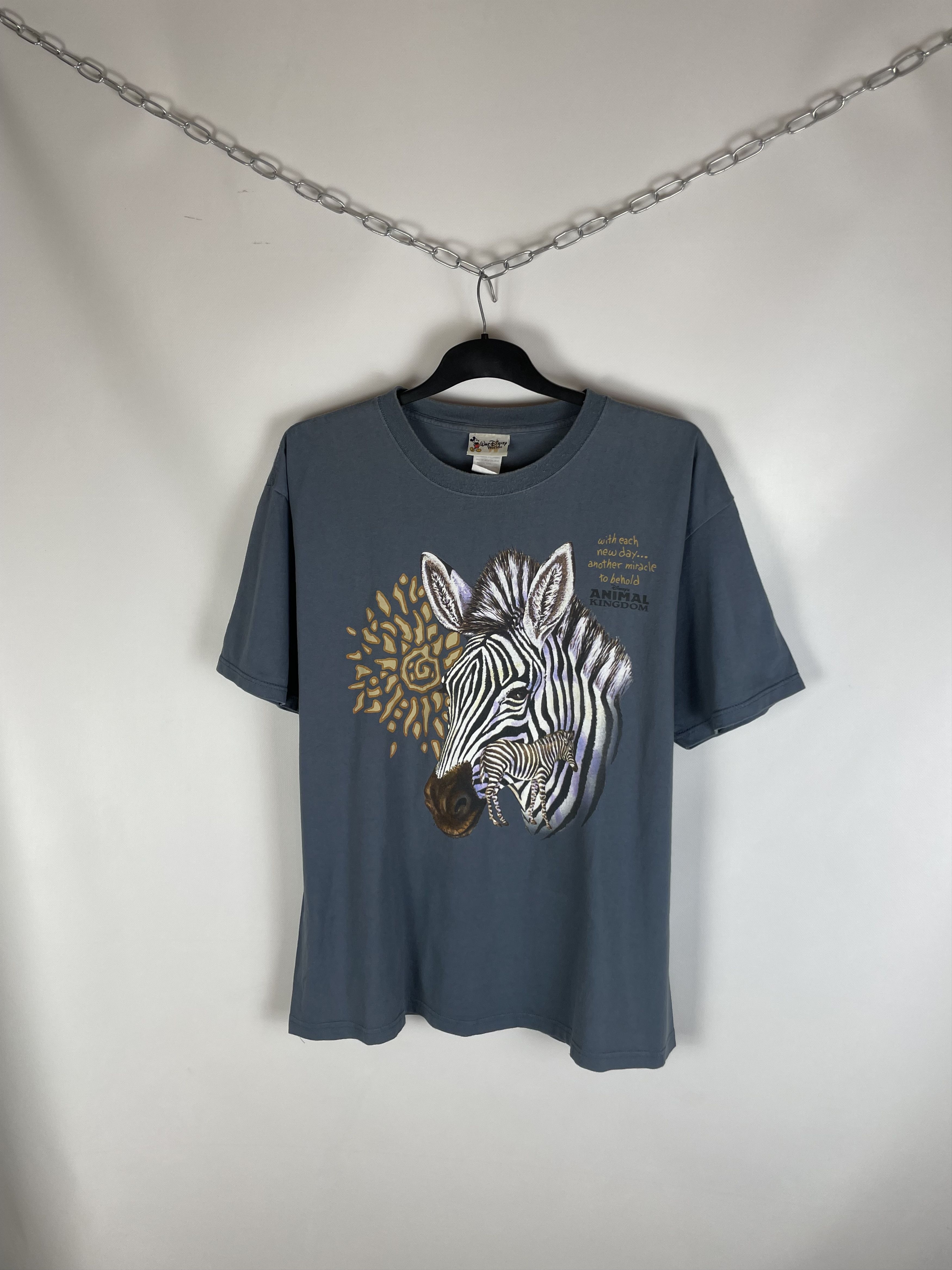 Disney Vintage Disney Movie Animal Kingdom Tee Size US XL / EU 56 / 4 - 1 Thumbnail
