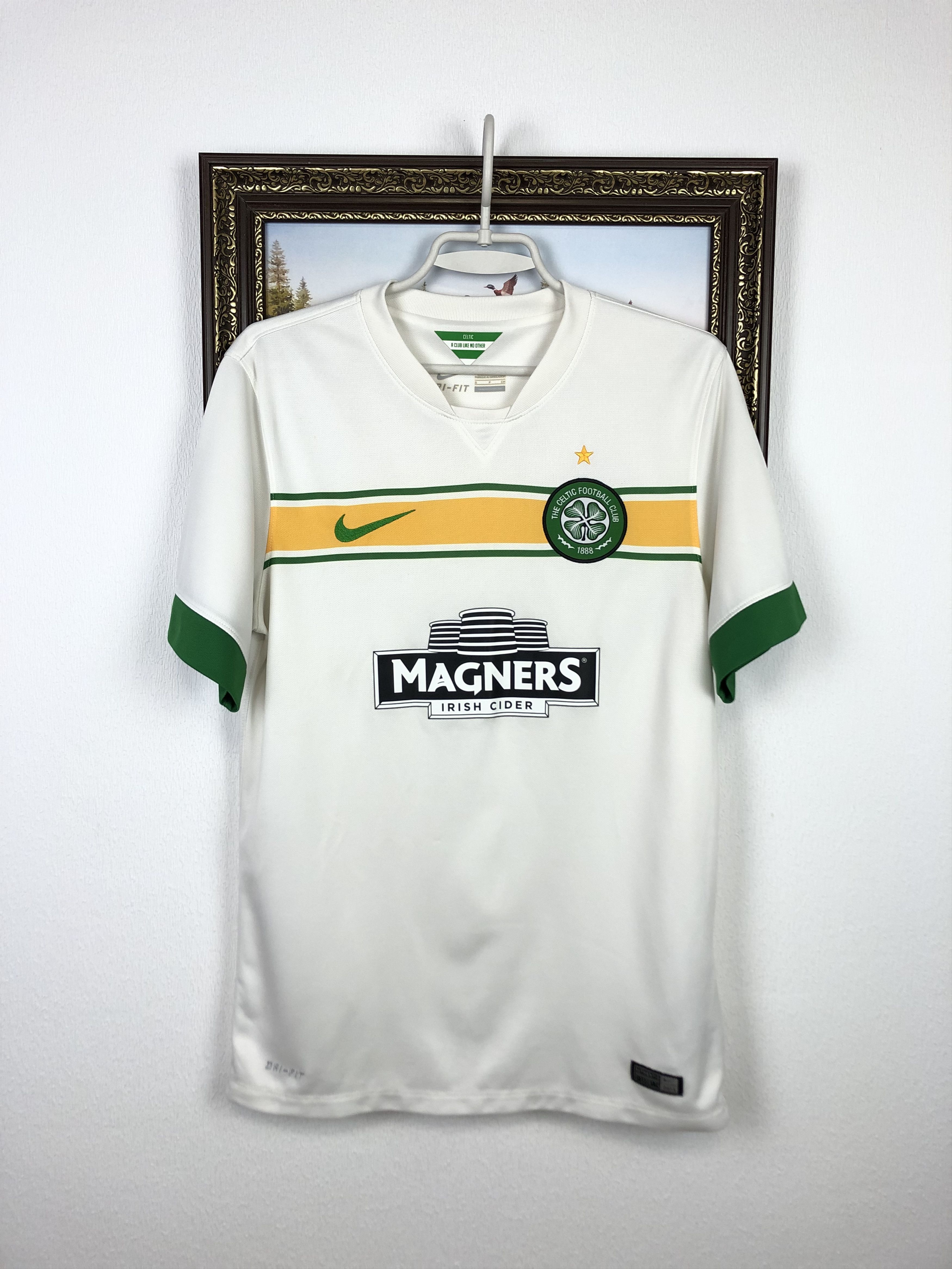 Nike Celtic football shirt 2014 Soccer Nike Jersey Mens Trikot Size US S / EU 44-46 / 1 - 1 Thumbnail