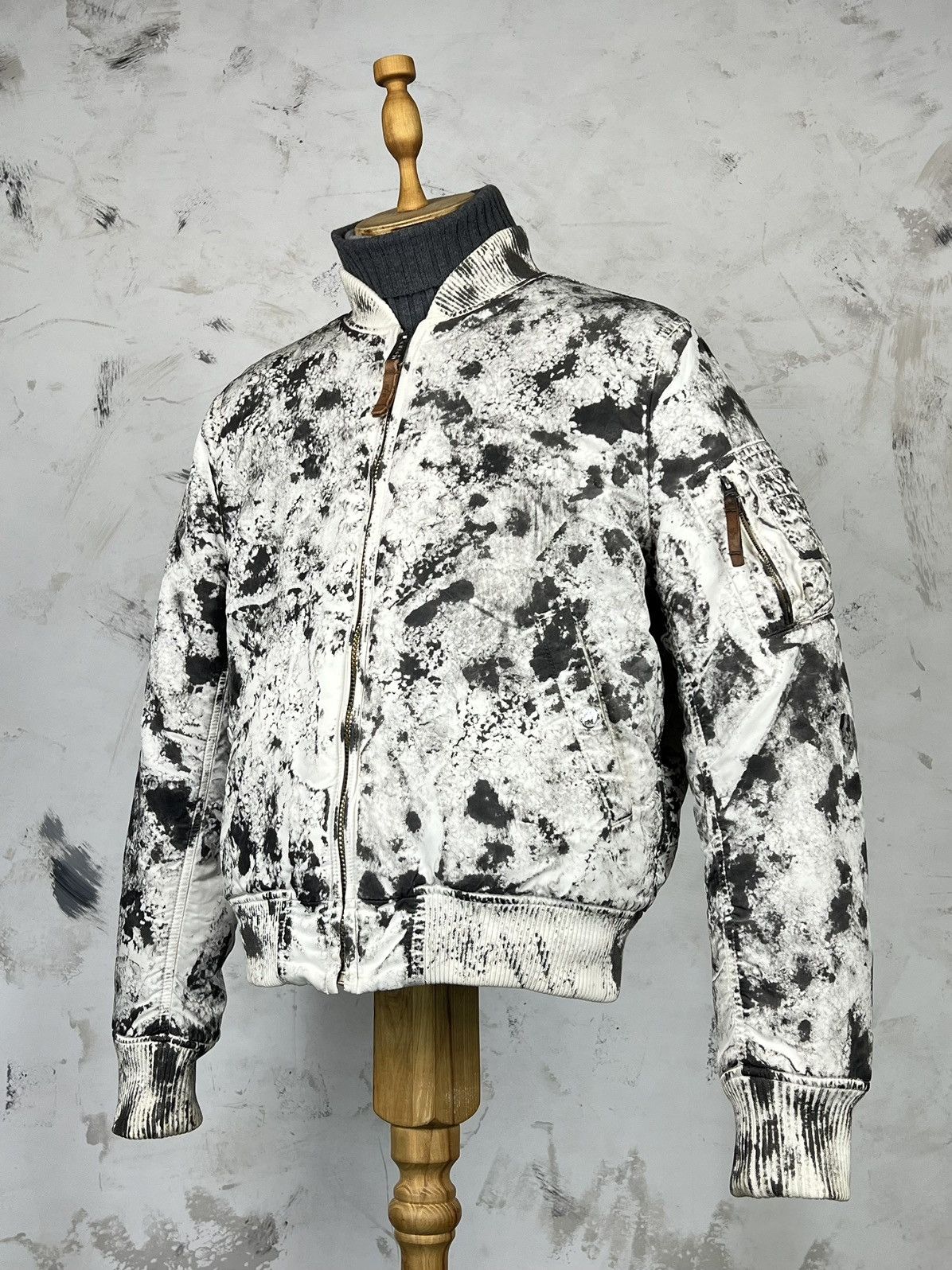 Alpha Industries Vintage Alpha Industries MA-1 Bomber Custom Jacket Size S-M Size US M / EU 48-50 / 2 - 1 Thumbnail