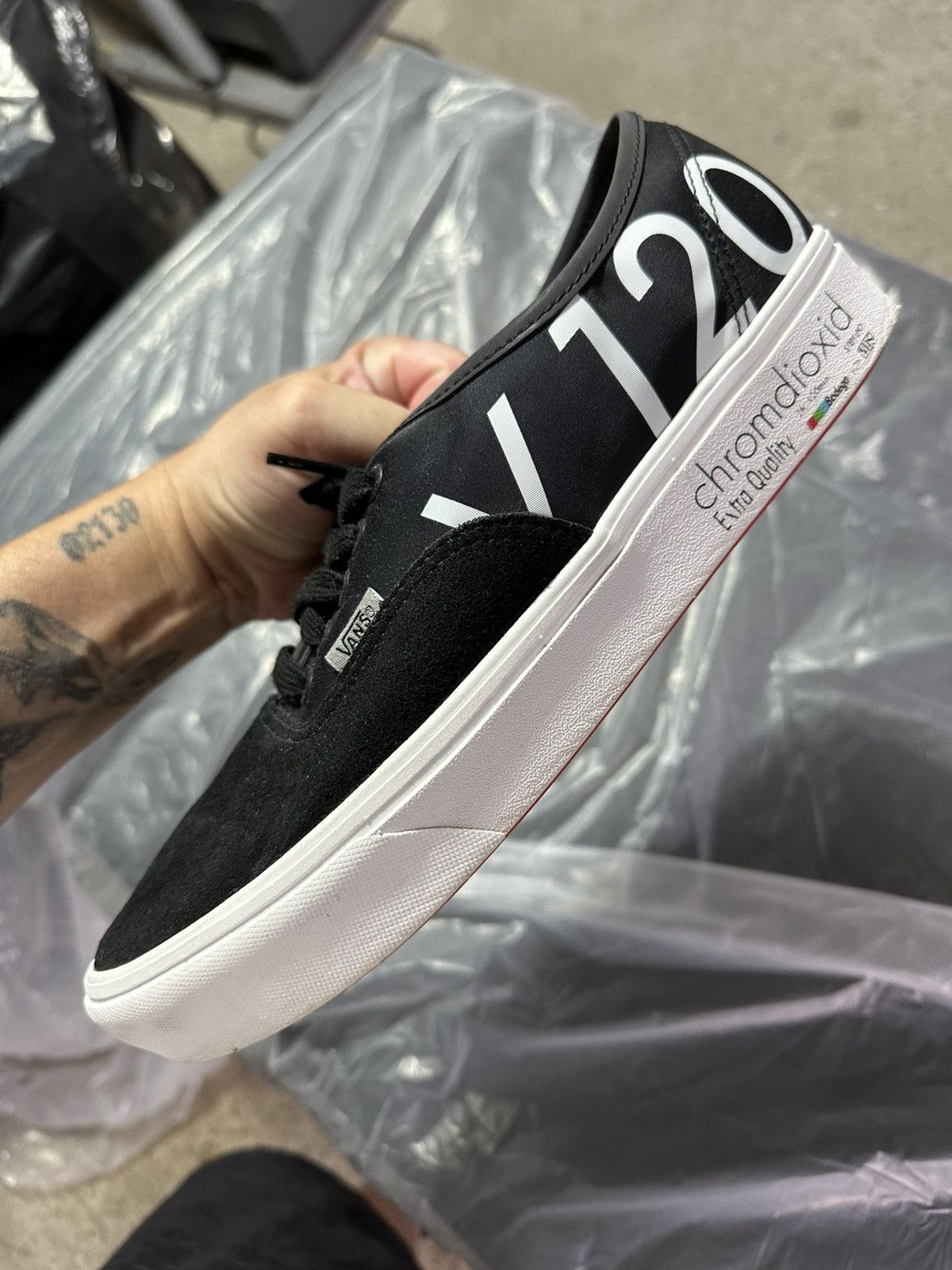Vans Vans x Bodega Size US 10.5 / EU 43-44 - 4 Thumbnail