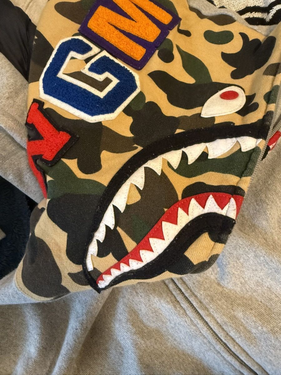 Bape Bape Shark Hoodie Size US L / EU 52-54 / 3 - 2 Thumbnail