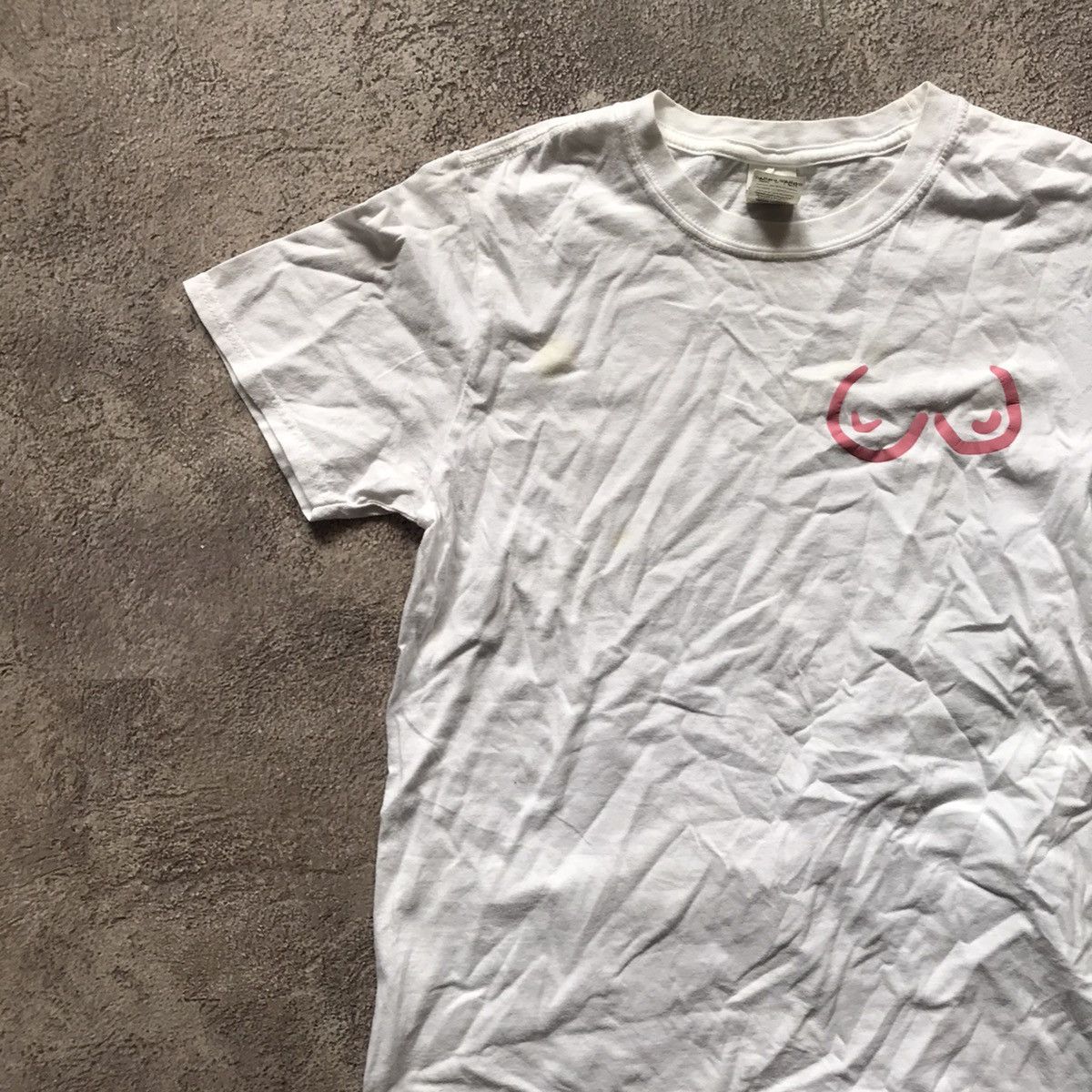 Gildan VINTAGE ADULT FUNNY TEE TITS SEXY MINI LOGO Size US S / EU 44-46 / 1 - 3 Thumbnail