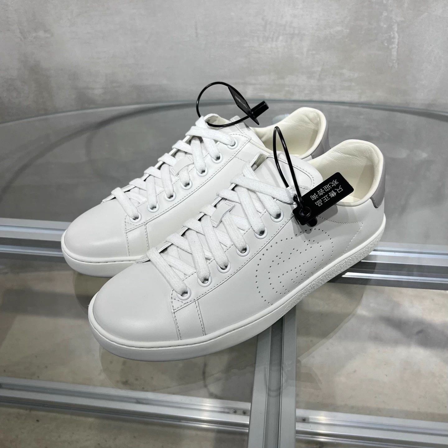 Gucci Gucci GG white sneakers BNIB EU 37 Size US 6 / IT 36 - 2 Thumbnail