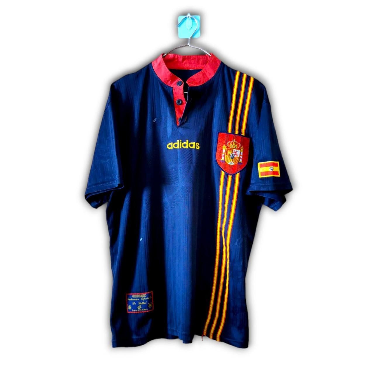 Adidas Spain 1996 1997 Euro Away Shirt Jersey International Size US L / EU 52-54 / 3 - 4 Thumbnail