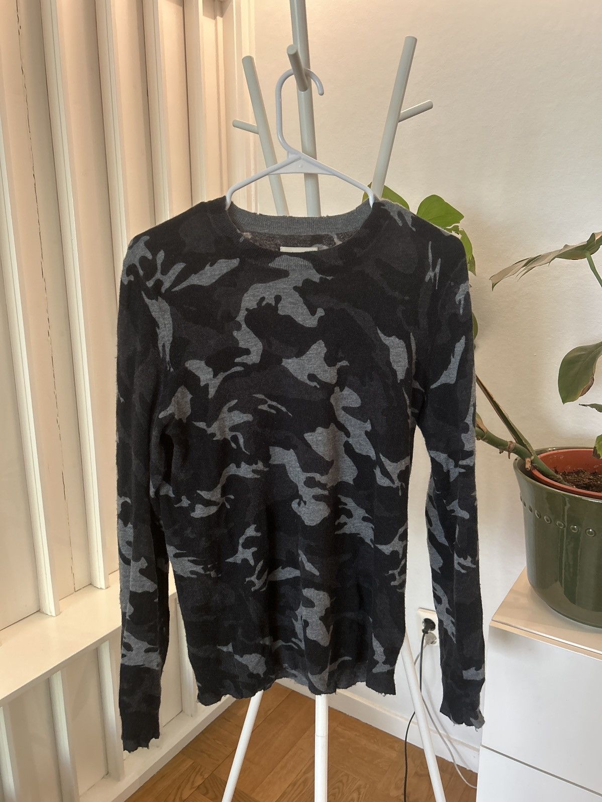 Zadig & Voltaire 💯 % Cashmere knit sweater Size US M / EU 48-50 / 2 - 1 Thumbnail